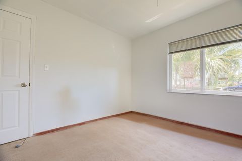 Tiny photo for 5225 NE 5 Avenue, Oakland Park, FL 33334 (MLS # RX-11116108)