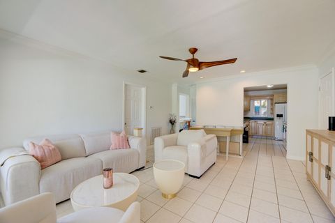 Tiny photo for 5225 NE 5 Avenue, Oakland Park, FL 33334 (MLS # RX-11116108)