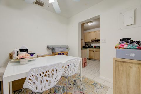 Tiny photo for 5225 NE 5 Avenue, Oakland Park, FL 33334 (MLS # RX-11116108)