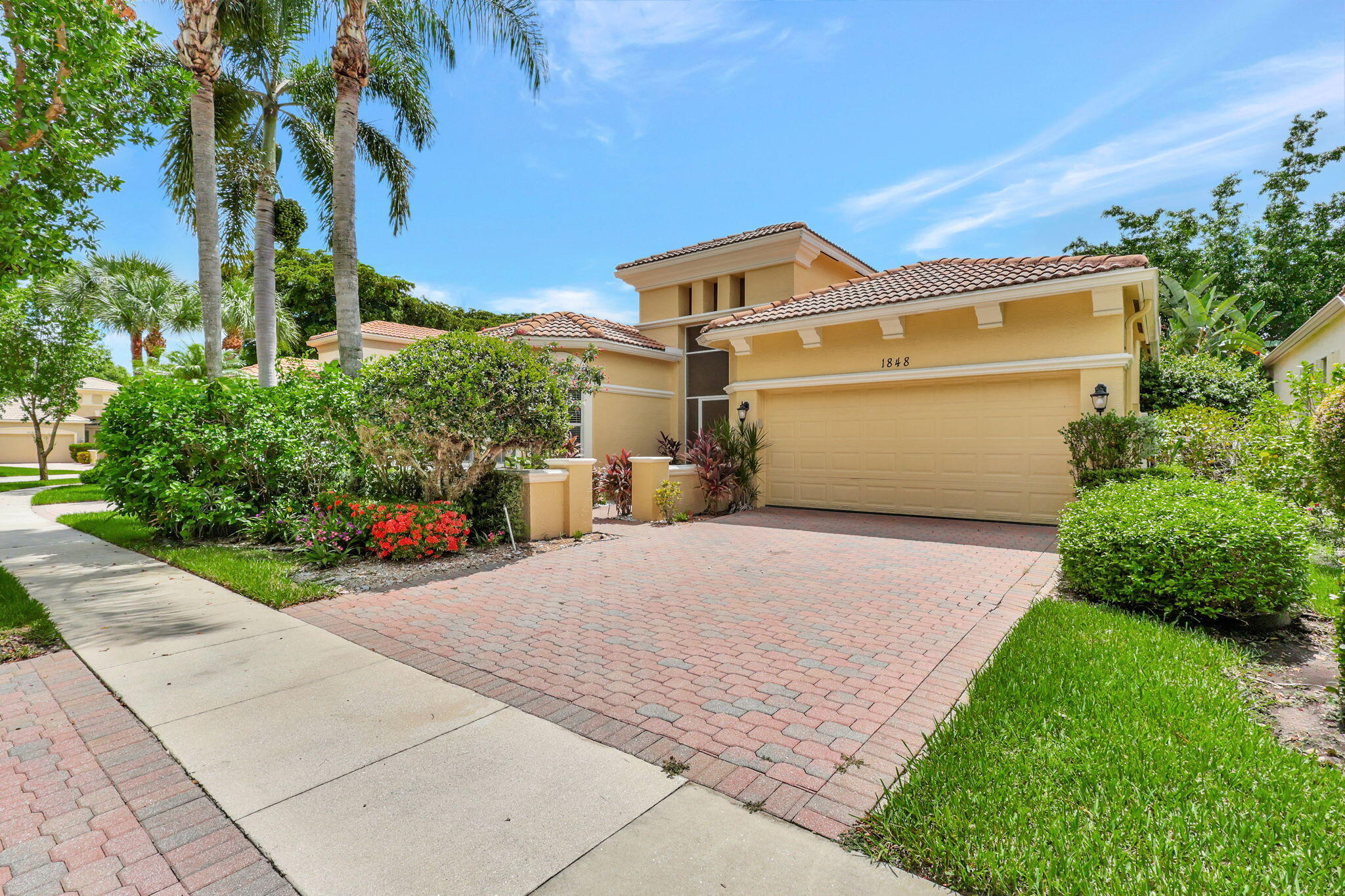 Property for Sale at 1848 Via Castello, Wellington, Palm Beach County, Florida - Bedrooms: 2 
Bathrooms: 2.5  - $649,900