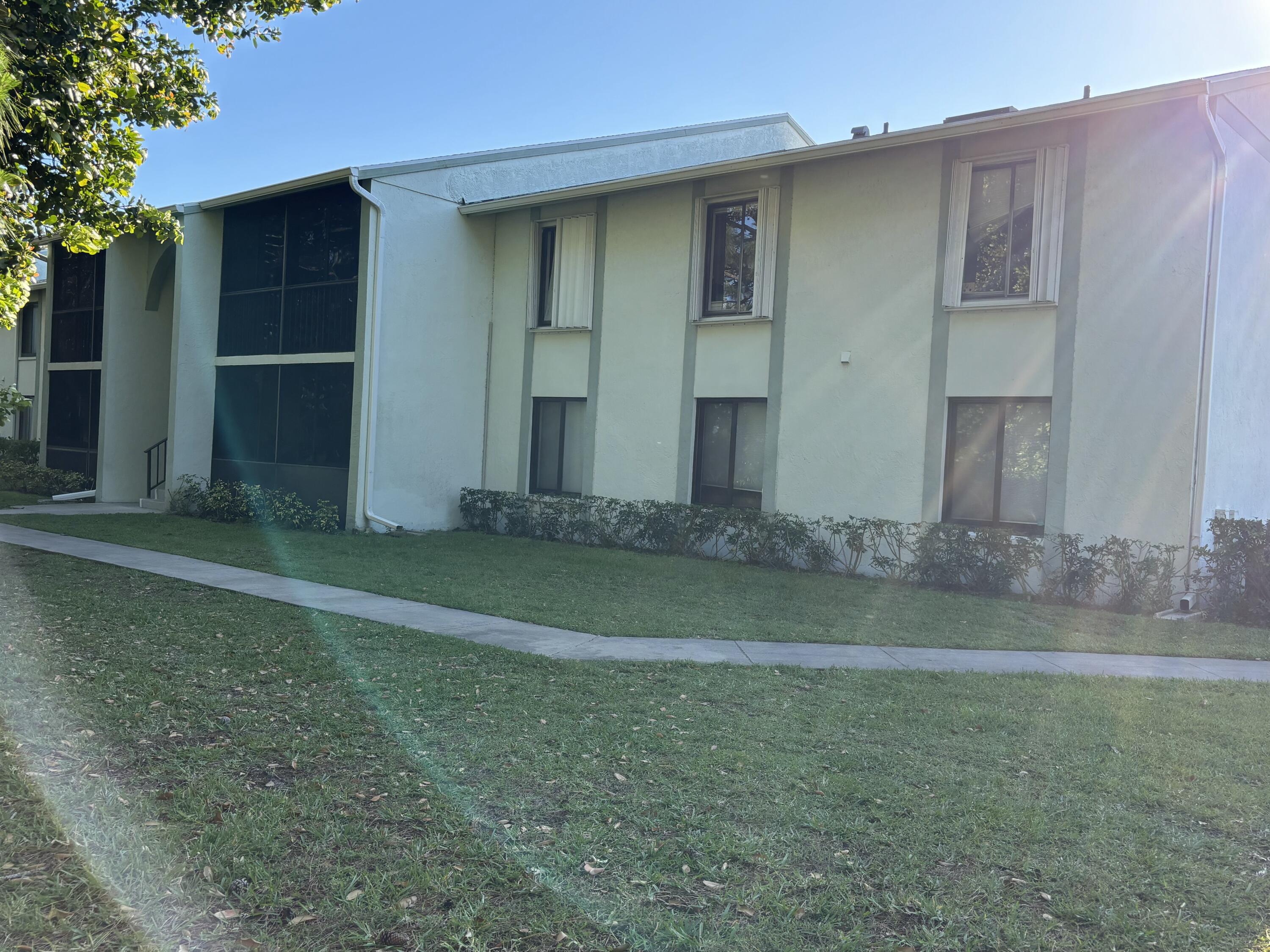 3624 Alder Drive E2, West Palm Beach, Palm Beach County, Florida - 3 Bedrooms  
2 Bathrooms - 