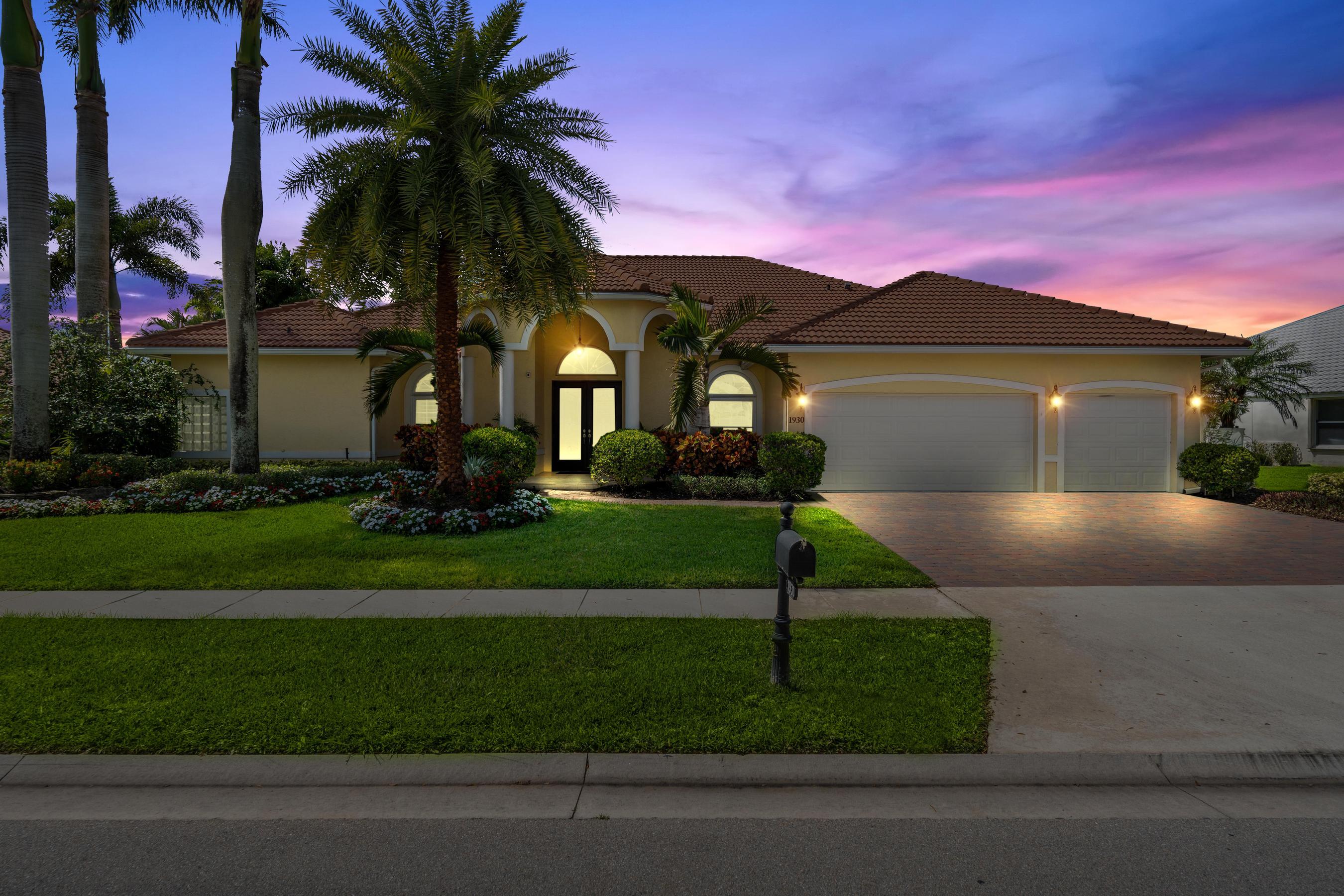 1930 S Club Drive, Wellington, Palm Beach County, Florida - 5 Bedrooms  
3 Bathrooms - 