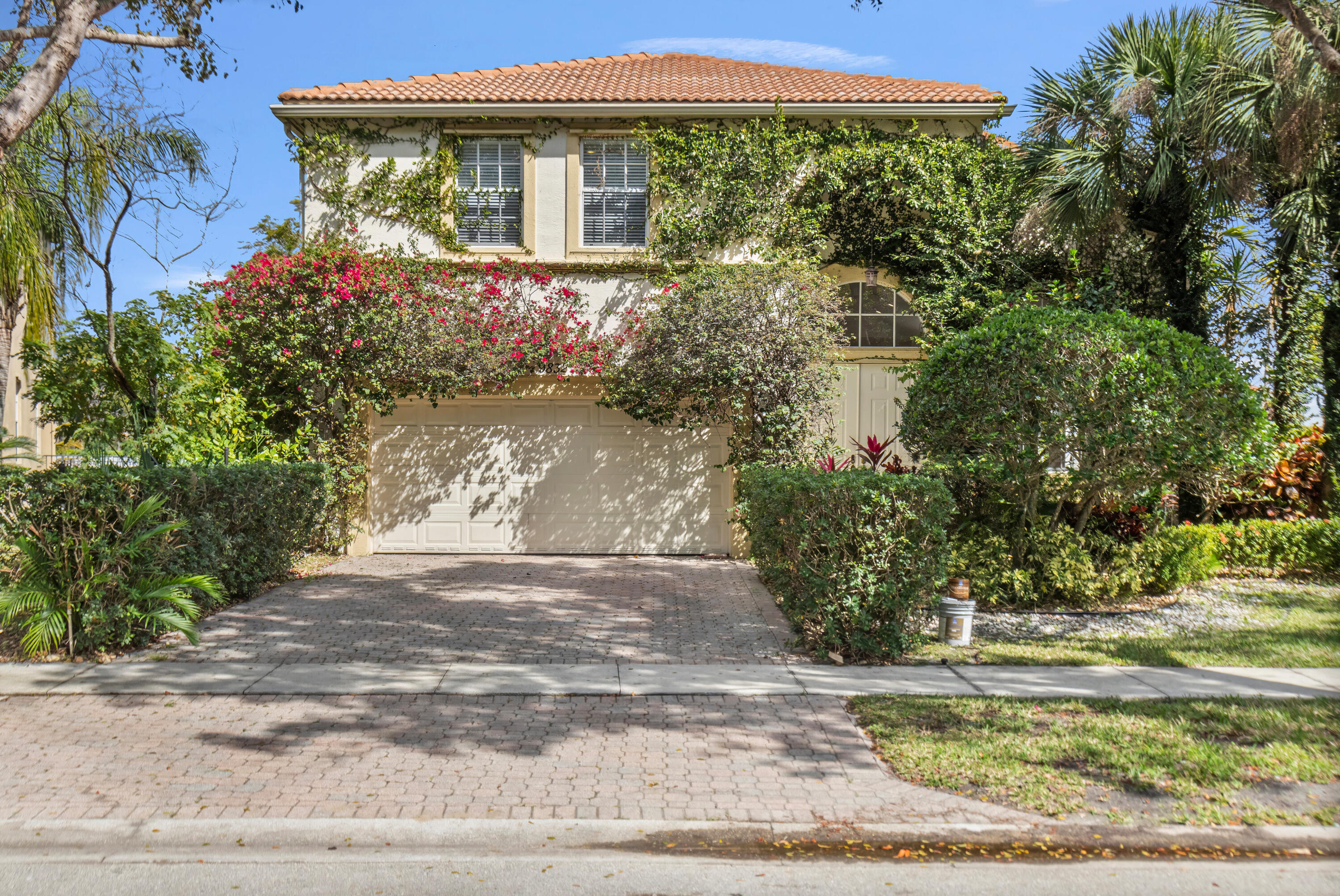 Property for Sale at 9832 Stover Way, Wellington, Palm Beach County, Florida - Bedrooms: 4 
Bathrooms: 3  - $650,000
