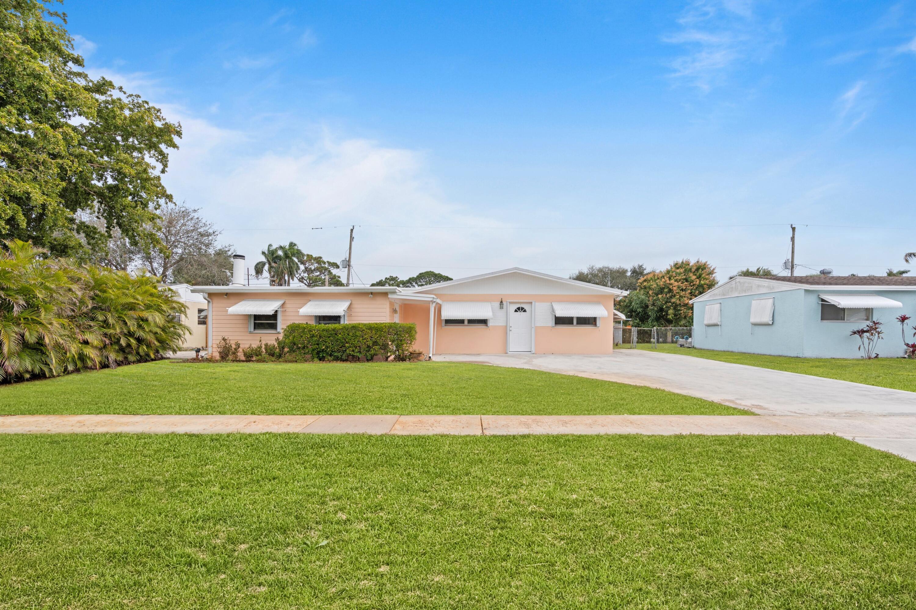Property for Sale at 9492 Bloomfield Drive, Palm Beach Gardens, Palm Beach County, Florida - Bedrooms: 3 
Bathrooms: 1  - $420,000
