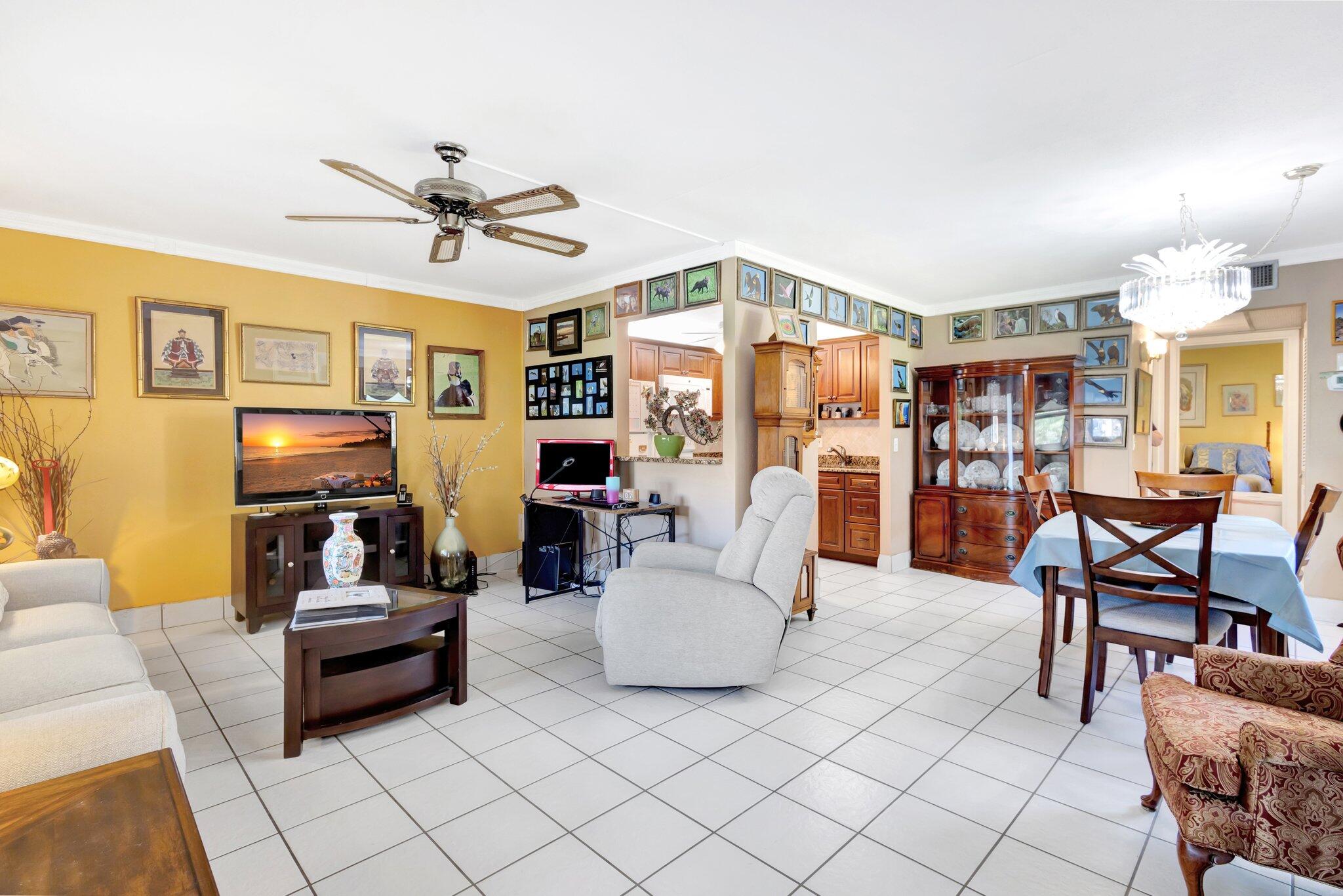 Property for Sale at 643 Flanders, Delray Beach, Palm Beach County, Florida - Bedrooms: 1 
Bathrooms: 1.5  - $99,900