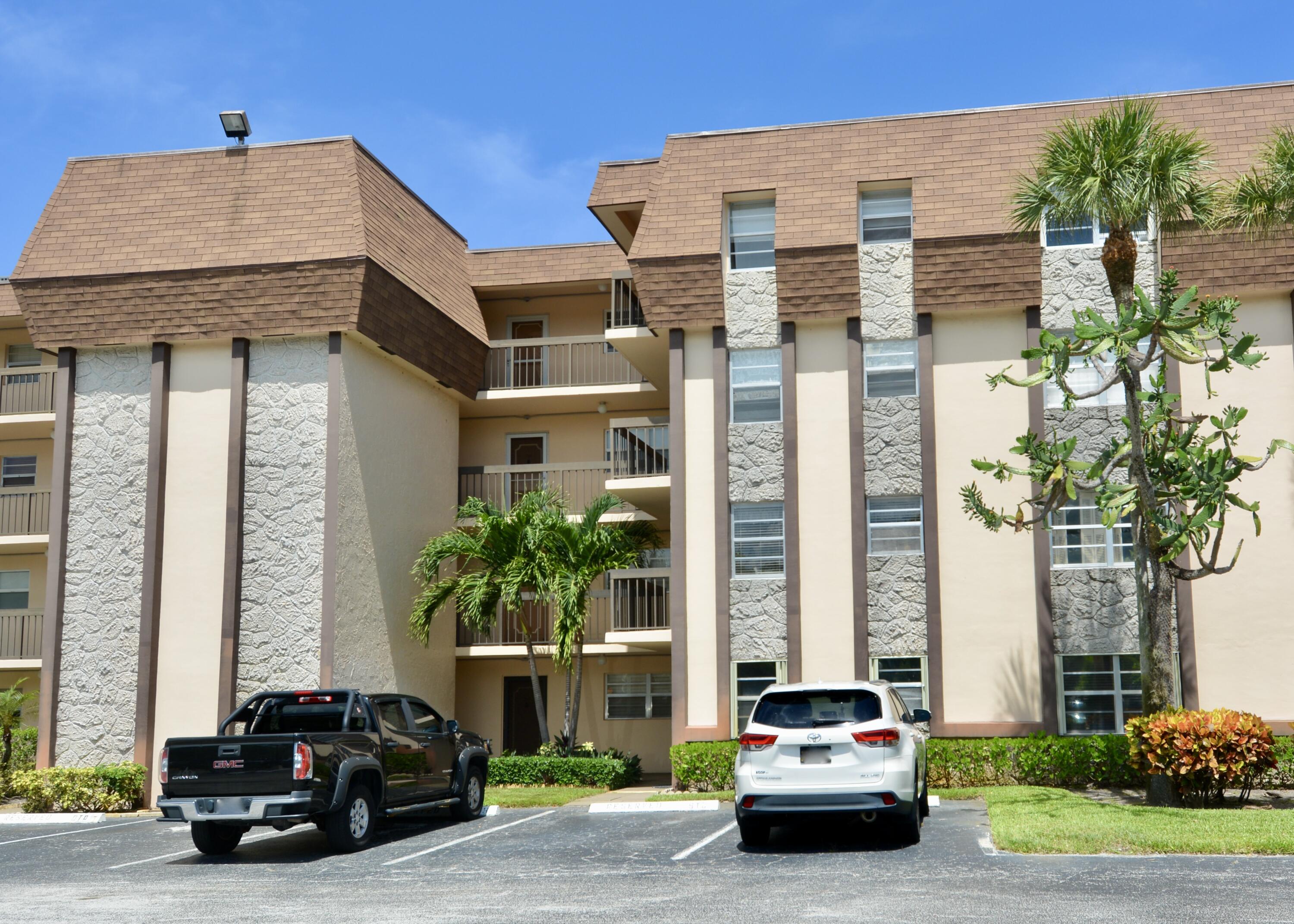 6100 Nw 2nd Avenue 129, Boca Raton, Palm Beach County, Florida - 2 Bedrooms  
2 Bathrooms - 