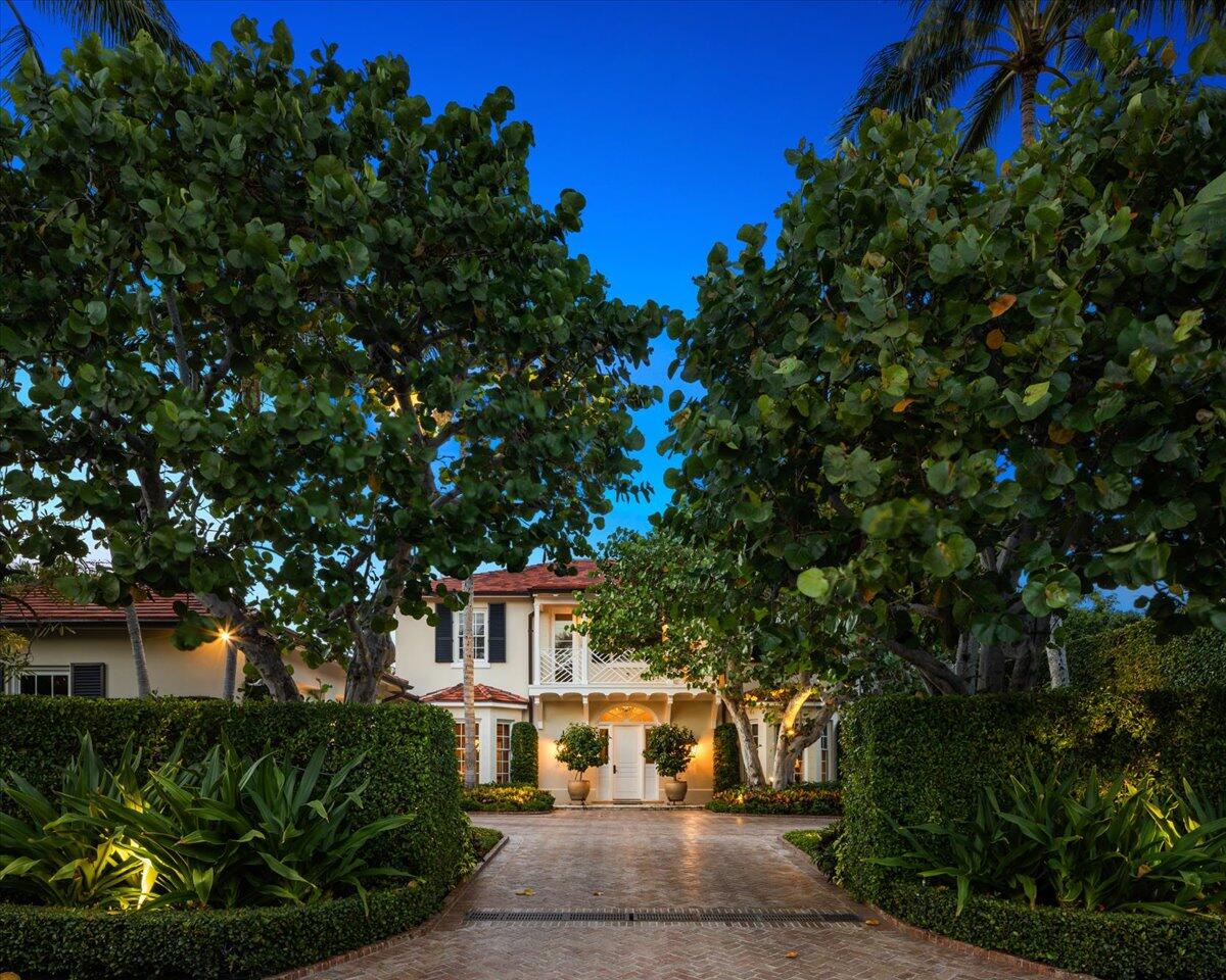 Property for Sale at 259 Merrain Road, Palm Beach, Palm Beach County, Florida - Bedrooms: 5 
Bathrooms: 6.5  - $19,500,000