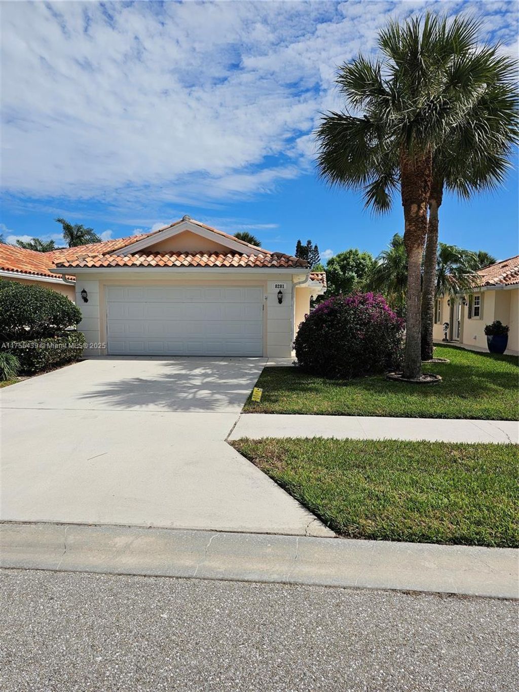 Photo of 8281 SE Double Tree Drive, Hobe Sound, FL 33455 (MLS # RX-11126593)