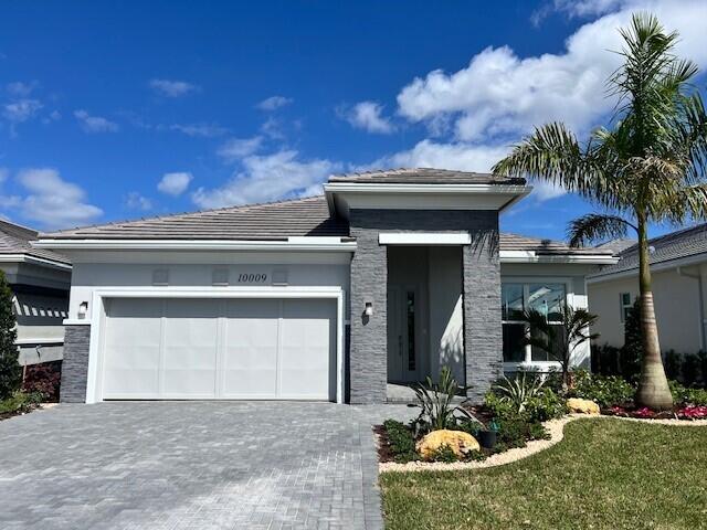 Property for Sale at 10009 Driftwood Way, Palm Beach Gardens, Palm Beach County, Florida - Bedrooms: 2 
Bathrooms: 2  - $956,878