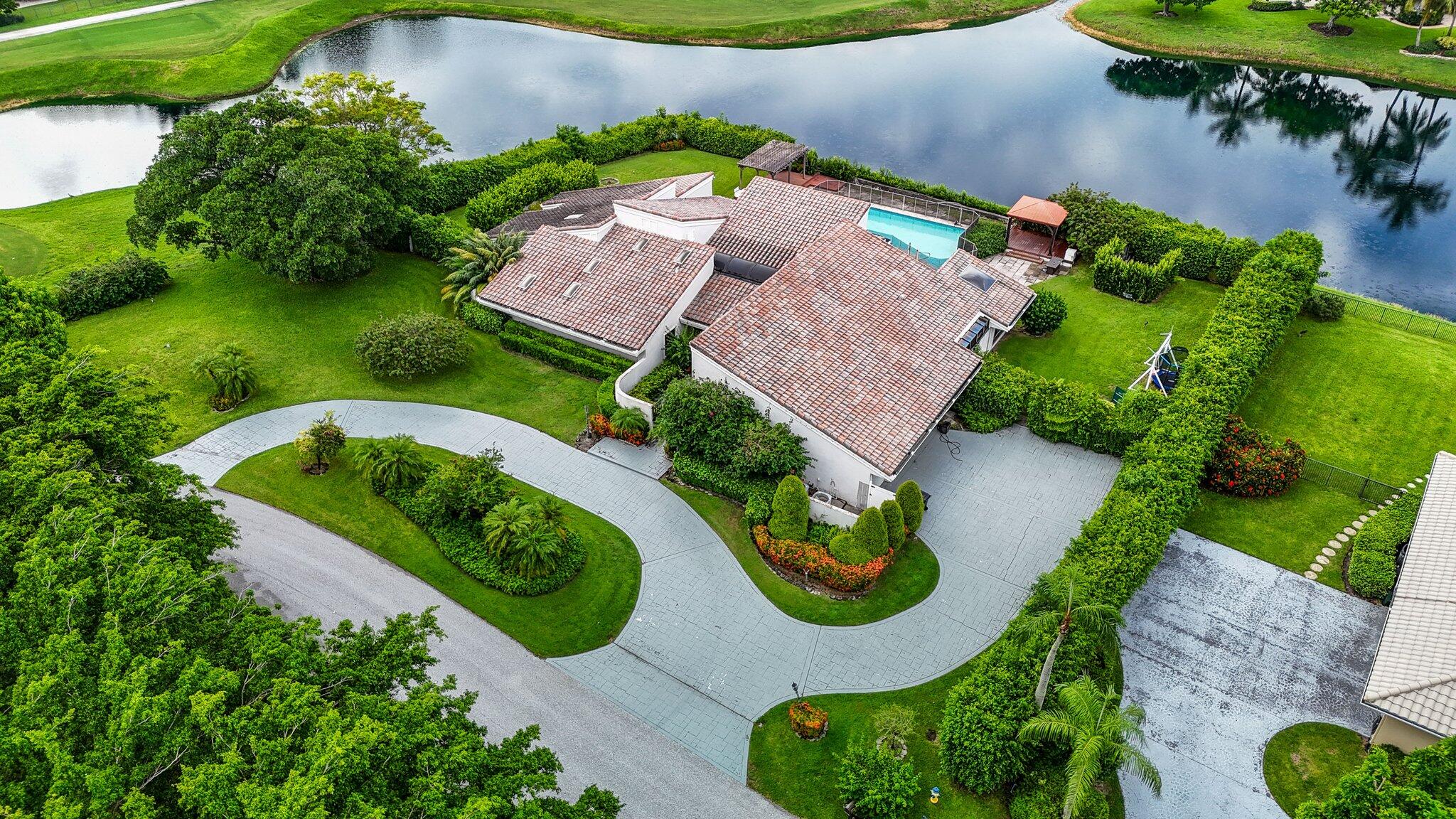 Property for Sale at 360 Glenwood Drive, Delray Beach, Palm Beach County, Florida - Bedrooms: 3 
Bathrooms: 4.5  - $2,200,000