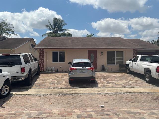 Property for Sale at 6258 Wauconda Way, Greenacres, Palm Beach County, Florida - Bedrooms: 6 
Bathrooms: 3  - $445,900