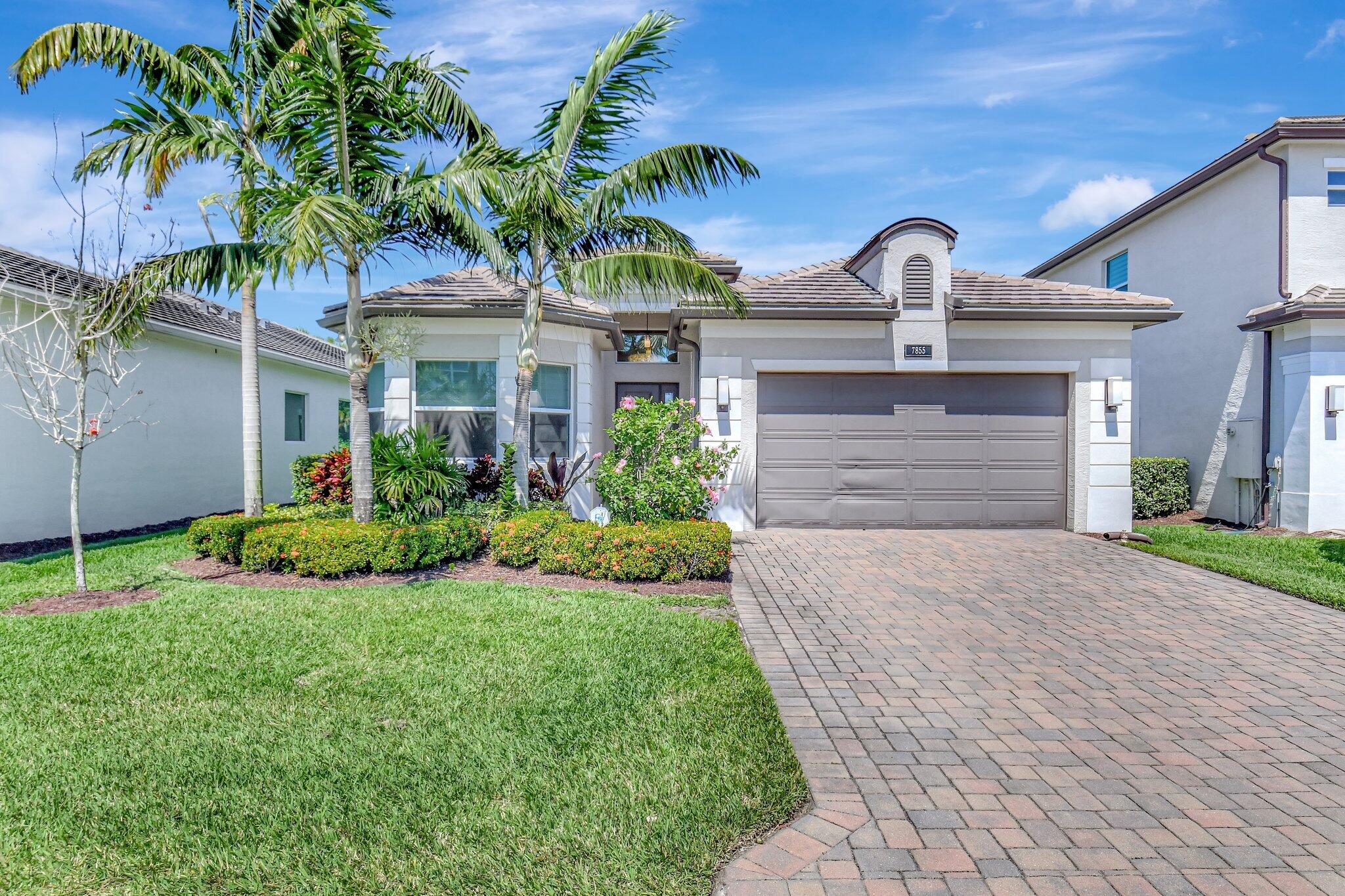 Property for Sale at 7855 Wildflower Shores Drive, Delray Beach, Palm Beach County, Florida - Bedrooms: 3 
Bathrooms: 2.5  - $925,000