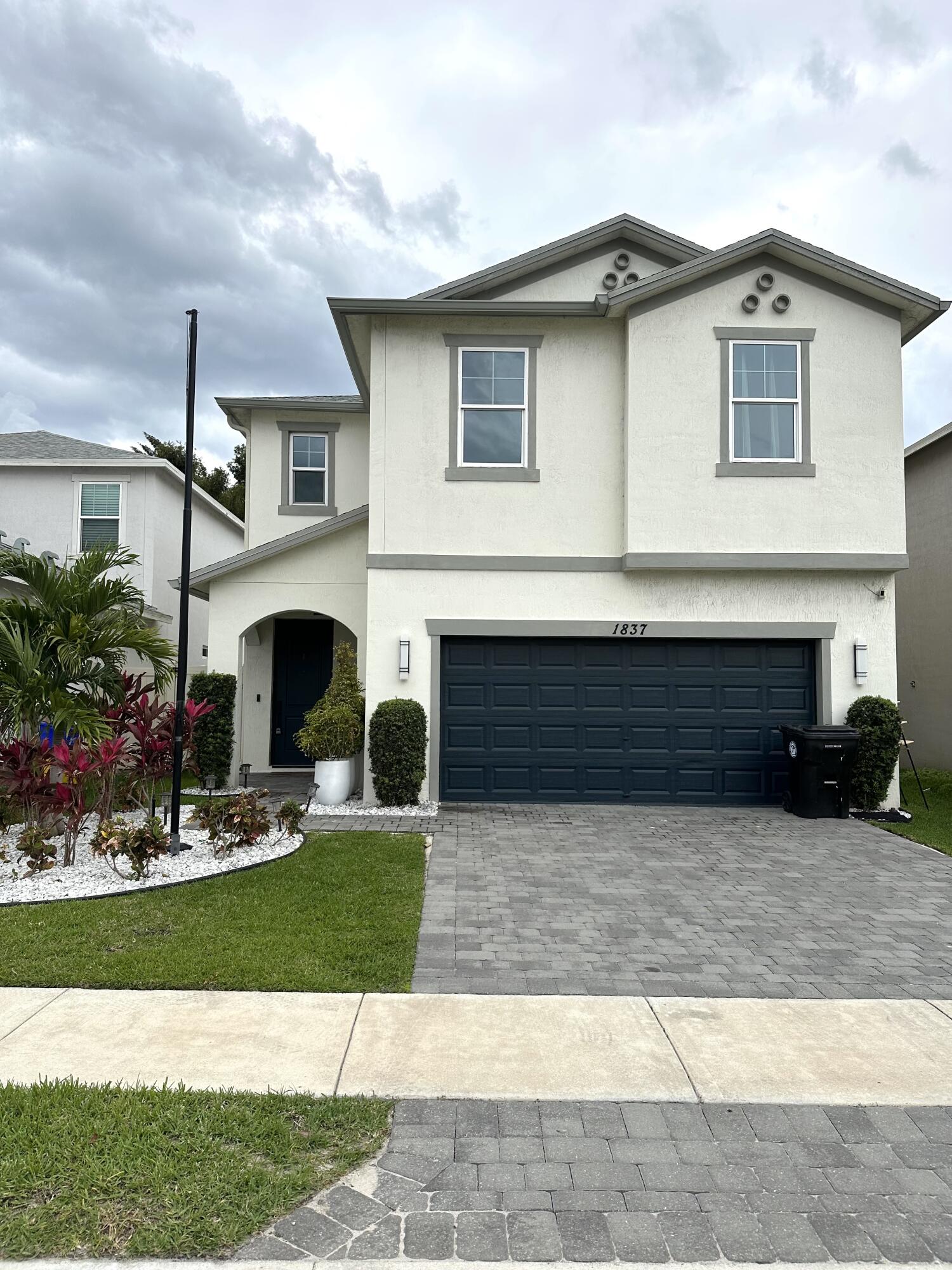 Property for Sale at 1837 Lake Cove Drive, Lake Worth, Palm Beach County, Florida - Bedrooms: 3 
Bathrooms: 2.5  - $579,900