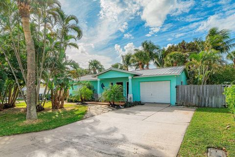 Photo of 3118 Pierson Drive, Delray Beach, FL 33483 (MLS # RX-11123560)