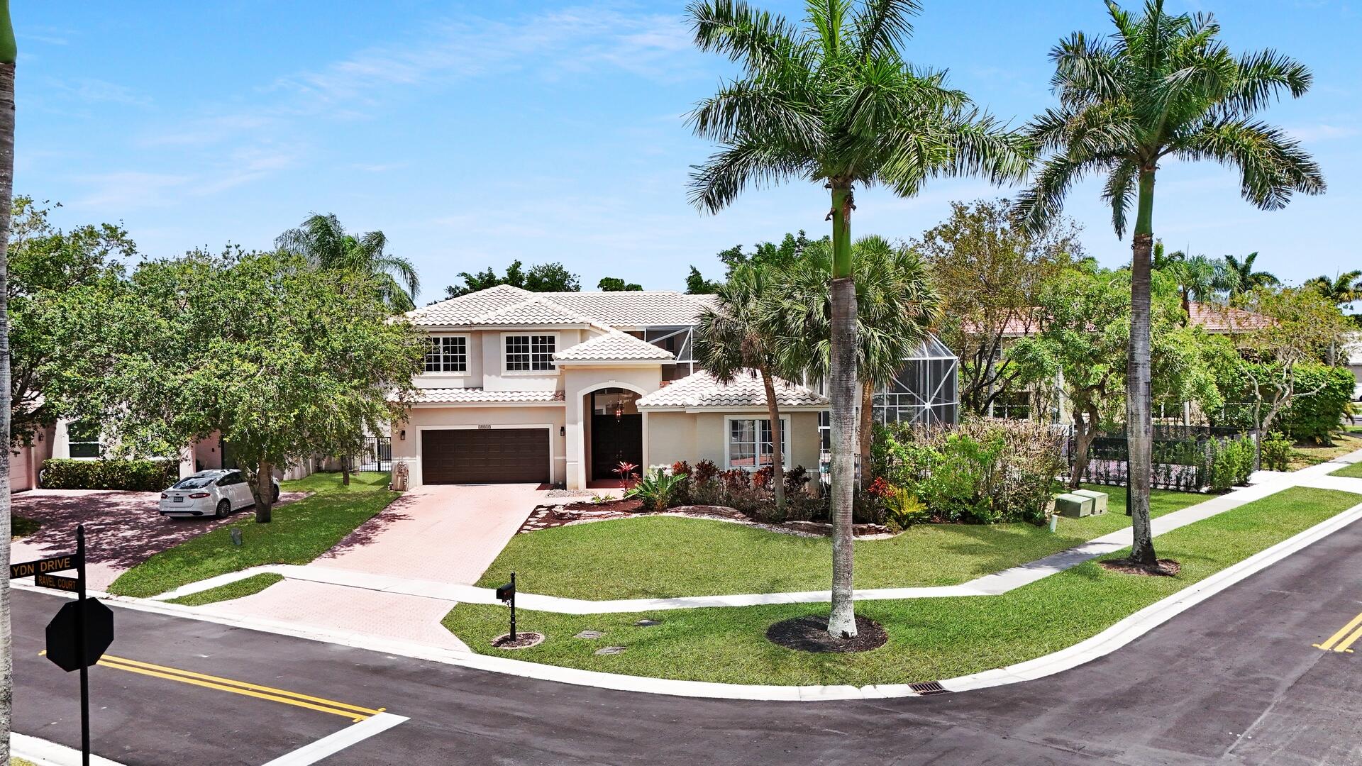 Property for Sale at 10825 Ravel Court, Boca Raton, Palm Beach County, Florida - Bedrooms: 5 
Bathrooms: 3.5  - $900,000