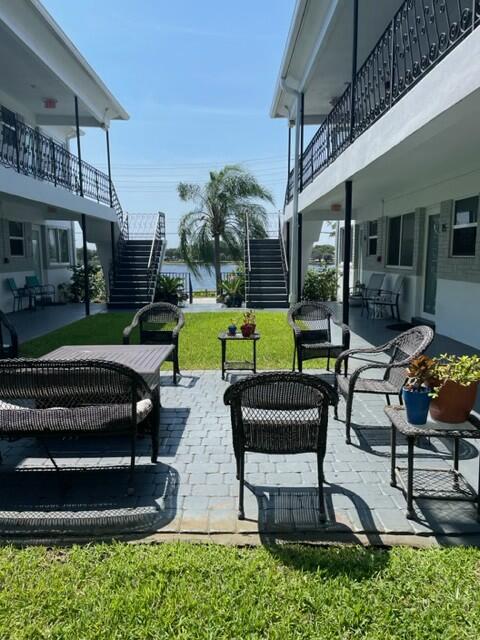 302 Lake Osborne Drive 19, Lake Worth, Palm Beach County, Florida - 1 Bedrooms  
1 Bathrooms - 