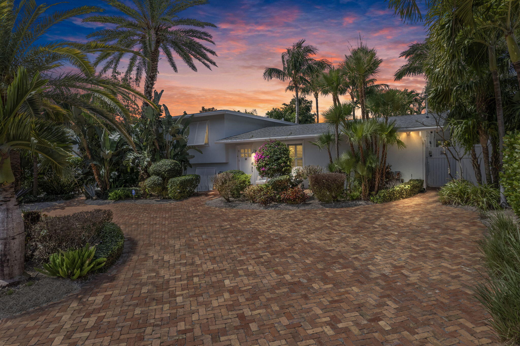 Property for Sale at 14049 Port Circle, Palm Beach Gardens, Palm Beach County, Florida - Bedrooms: 3 
Bathrooms: 2  - $2,349,000