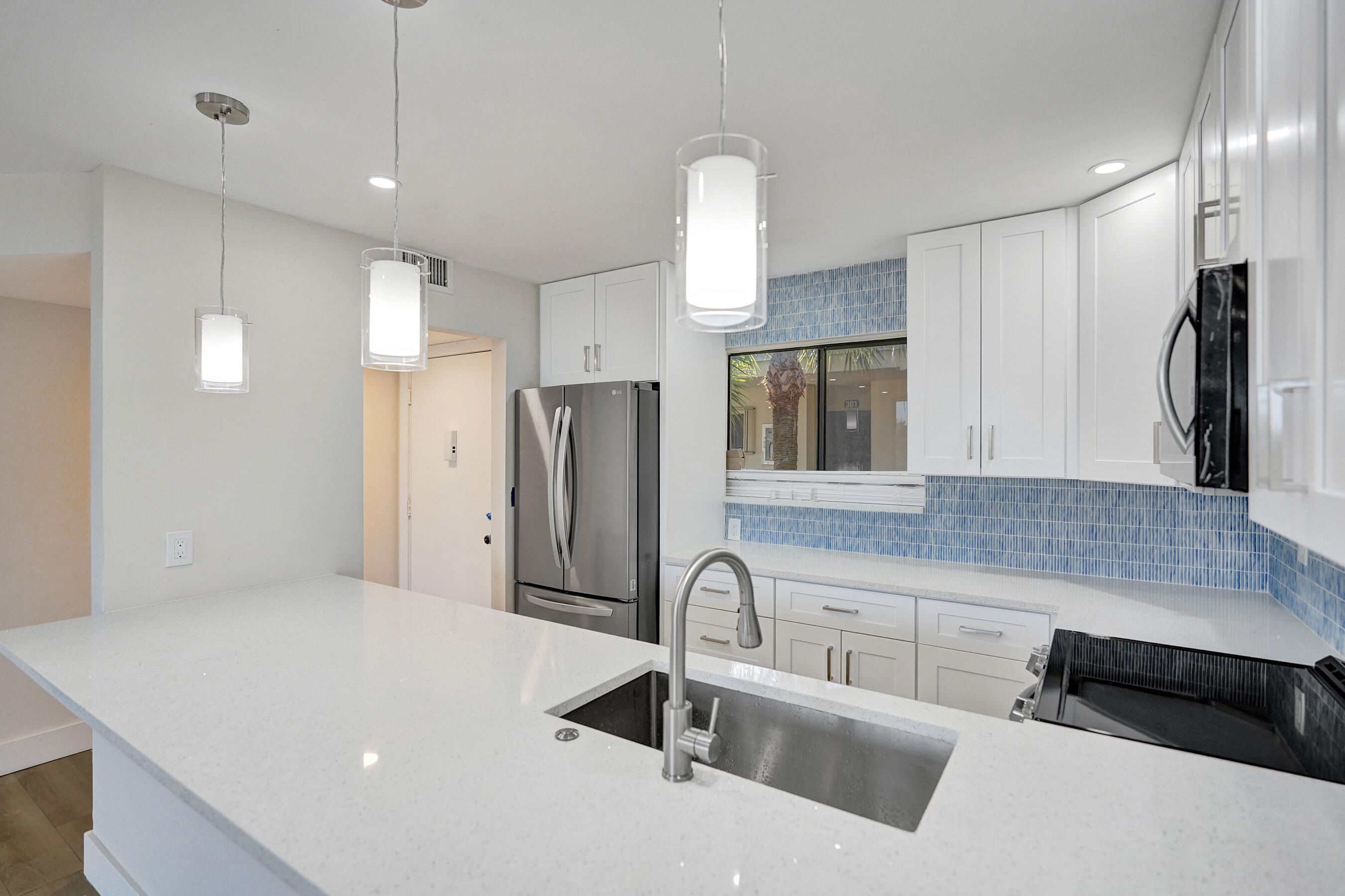 Property for Sale at 5340 Las Verdes Circle 324, Delray Beach, Palm Beach County, Florida - Bedrooms: 2 
Bathrooms: 2  - $242,000