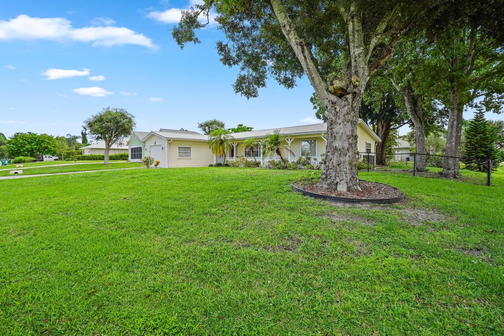 Photo of 573 Alamanda Avenue, Sebastian, FL 32958 (MLS # RX-11124974)