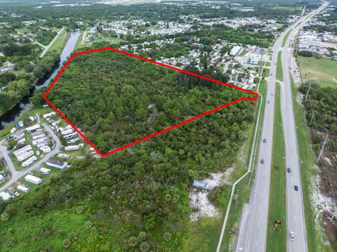 Photo of 2100 N Us Hwy 1, Fort Pierce, FL 34945 (MLS # RX-11126202)