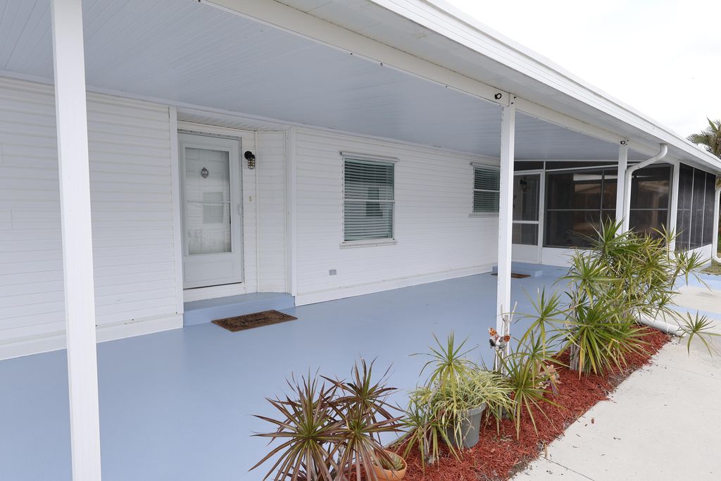 Photo of 3700 Westchester Court, Port Saint Lucie, FL 34952 (MLS # RX-11126651)