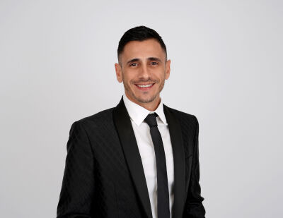 Agent Photo