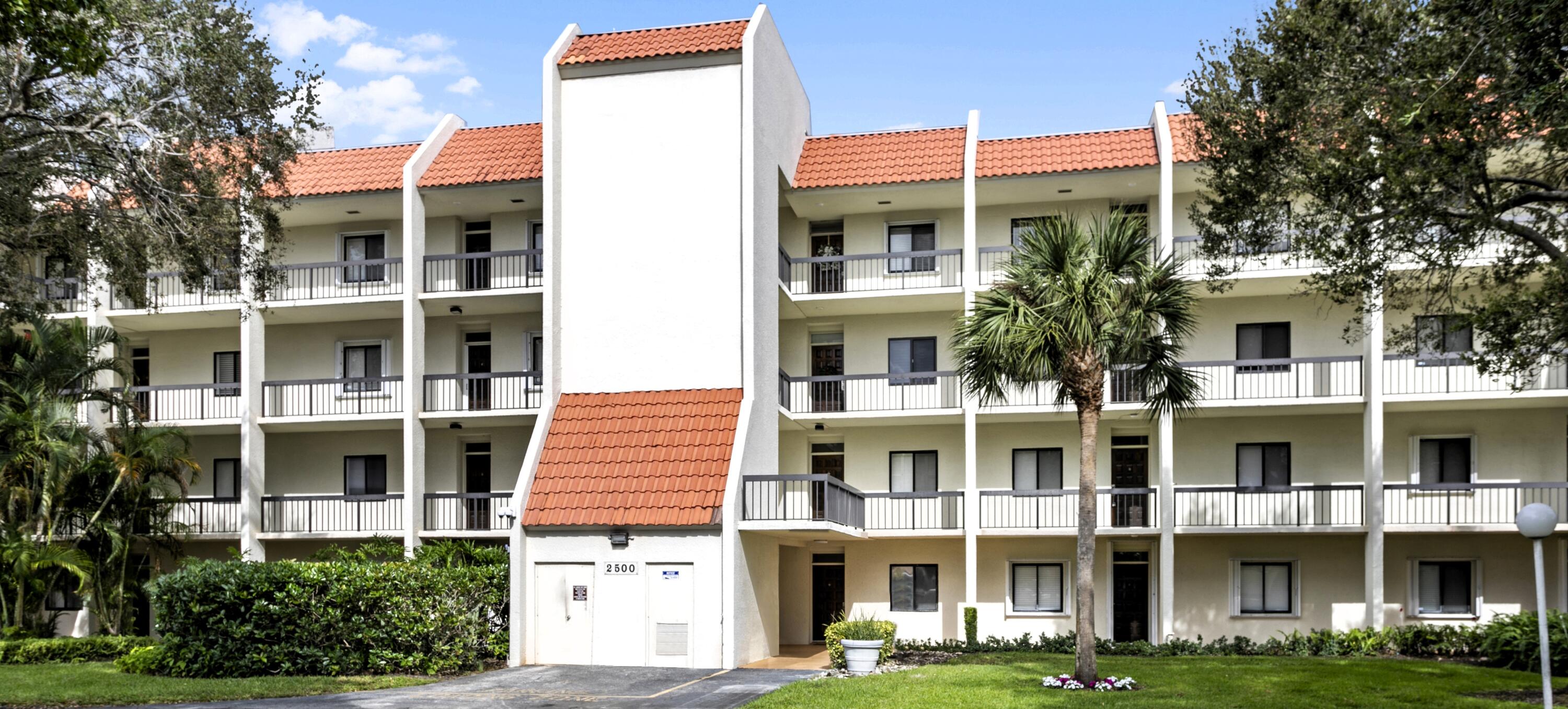 Property for Sale at 2500 Presidential Way 205, West Palm Beach, Palm Beach County, Florida - Bedrooms: 2 
Bathrooms: 2  - $255,000