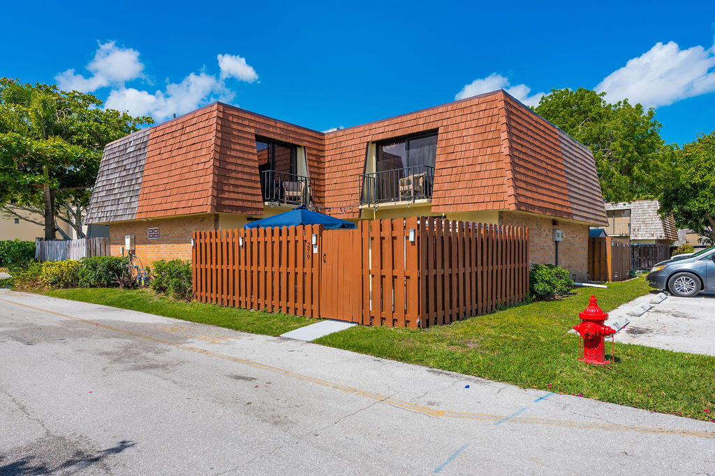 Property for Sale at 279 Arabian Road, Palm Springs, Miami-Dade County, Florida - Bedrooms: 2 
Bathrooms: 2  - $329,000
