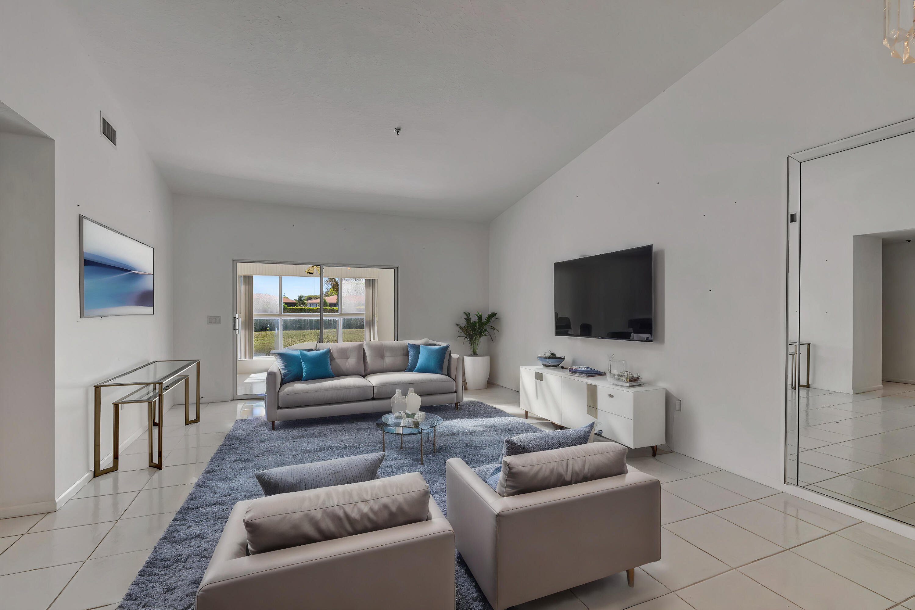 5952 Regal Glen Drive 204, Boynton Beach, Palm Beach County, Florida - 3 Bedrooms  
2 Bathrooms - 