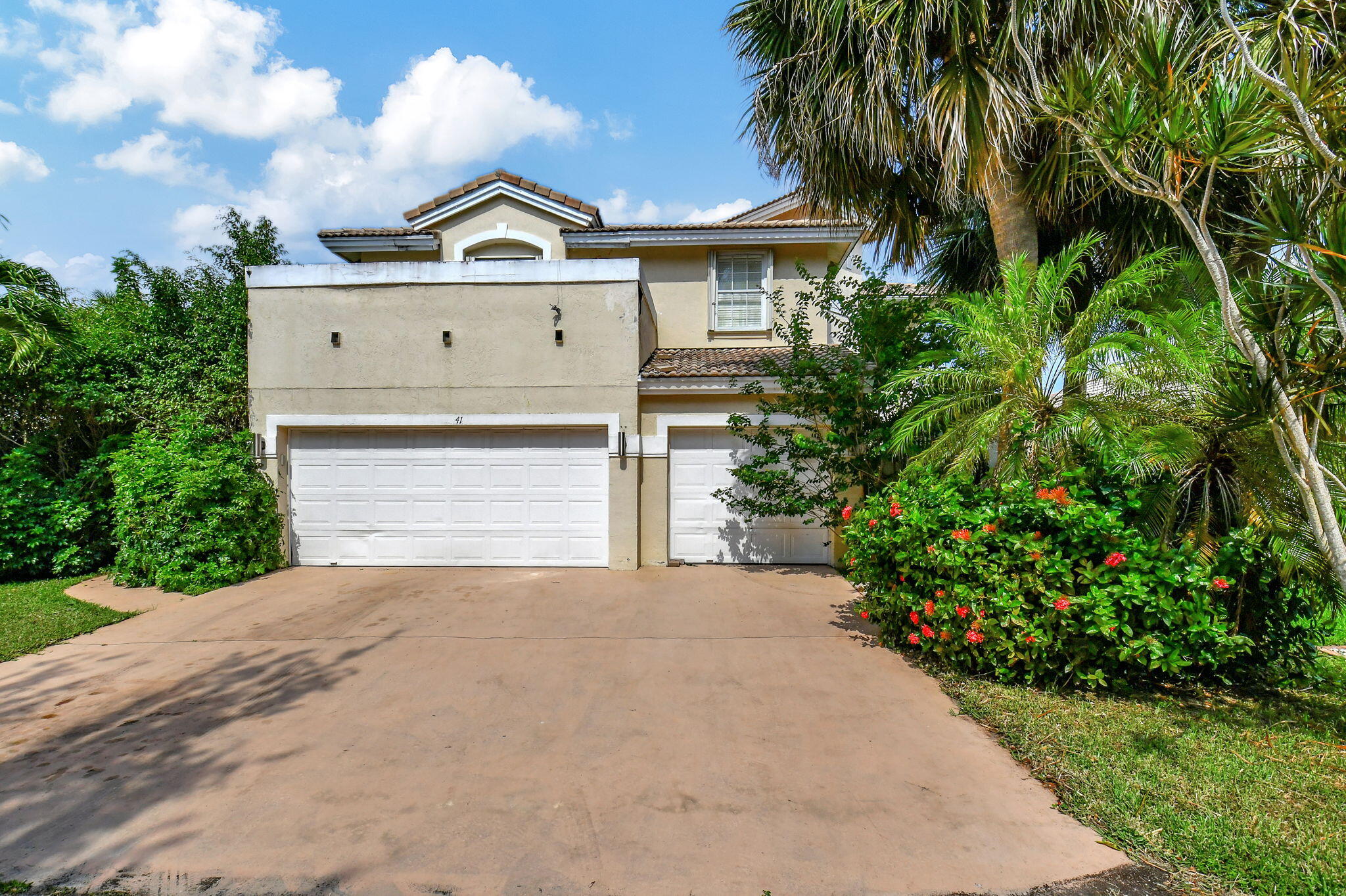 Property for Sale at 41 Citrus Park Drive, Boynton Beach, Palm Beach County, Florida - Bedrooms: 5 
Bathrooms: 3  - $575,000