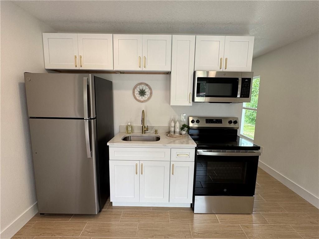 Photo of 4866 33rd Avenue, Vero Beach, FL 32967 (MLS # RX-11123944)
