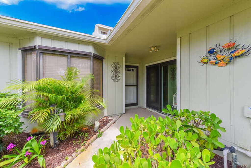 Photo of 12929 SE Berwick Court, Hobe Sound, FL 33455 (MLS # RX-11124511)