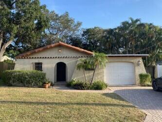 2042 S Waterway Drive, North Palm Beach, Miami-Dade County, Florida - 3 Bedrooms  
2 Bathrooms - 