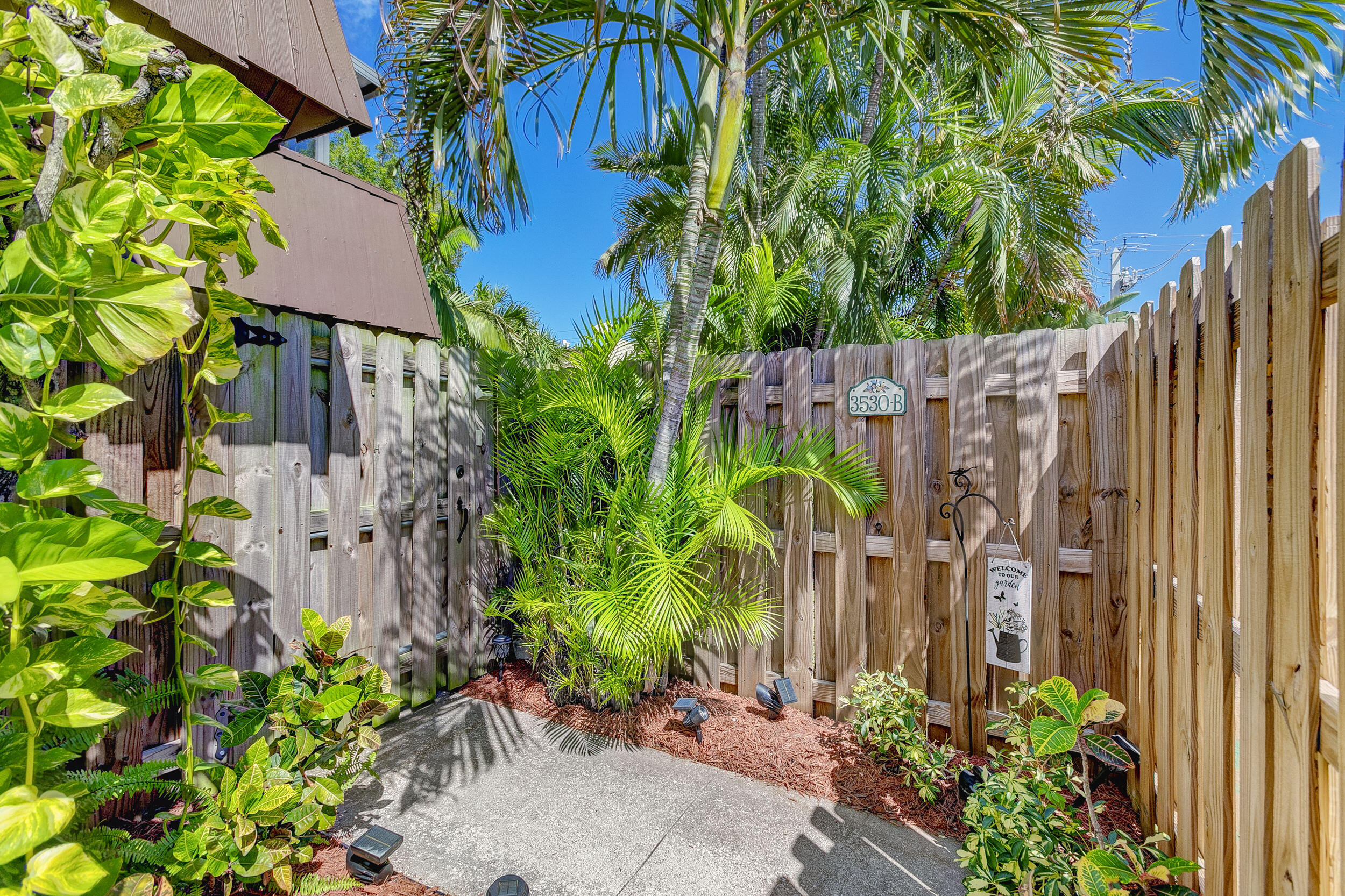 Property for Sale at 3530 E Gardens B Drive B, Palm Beach Gardens, Palm Beach County, Florida - Bedrooms: 2 
Bathrooms: 1.5  - $375,000