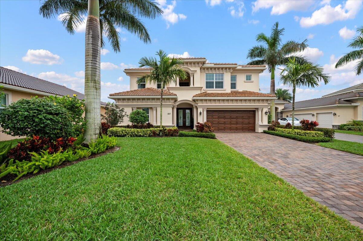 Property for Sale at 107 Lunata Court, Jupiter, Palm Beach County, Florida - Bedrooms: 4 
Bathrooms: 3.5  - $2,199,000