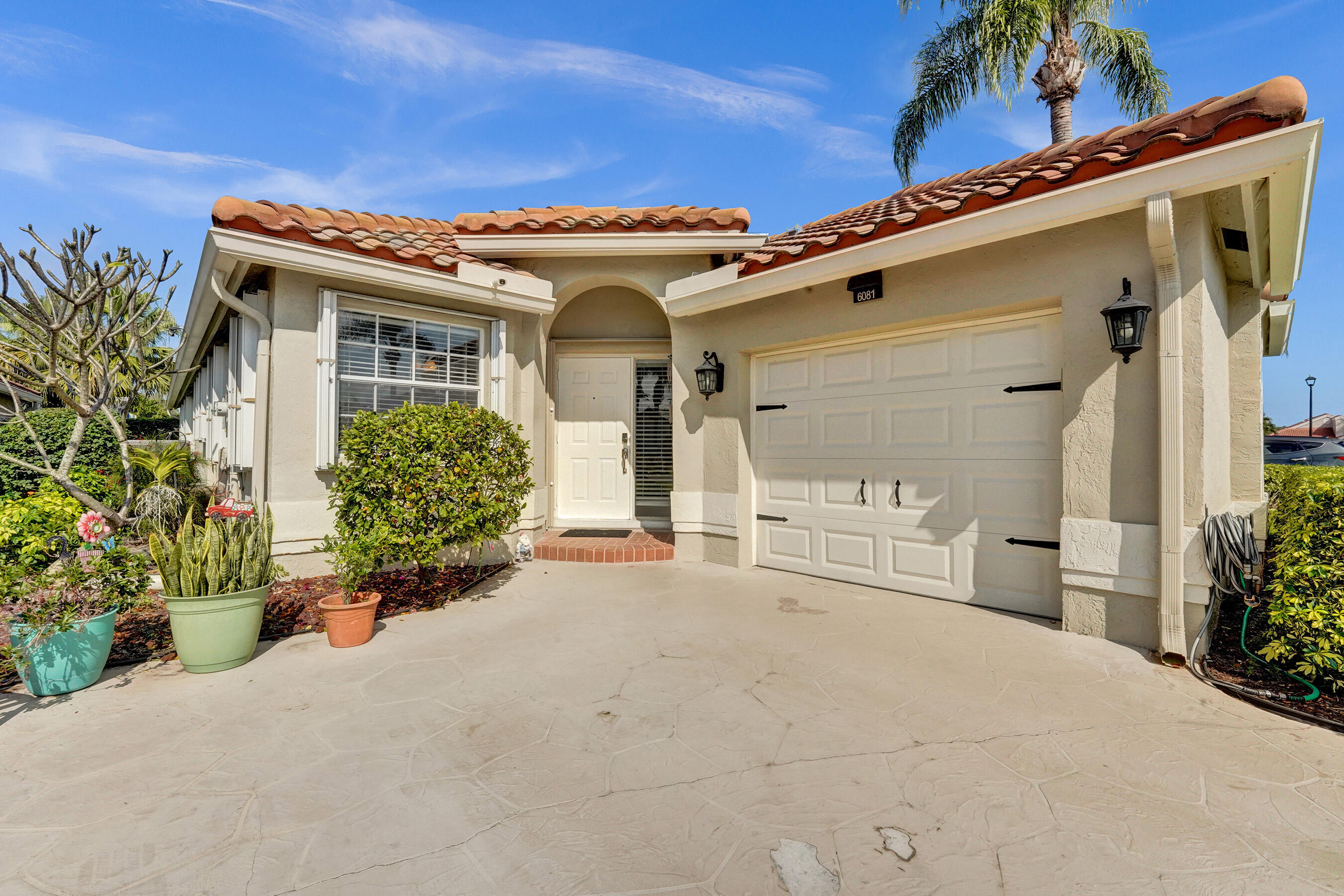 Property for Sale at 6081 Bluegrass Drive, Boynton Beach, Palm Beach County, Florida - Bedrooms: 2 
Bathrooms: 2  - $454,900
