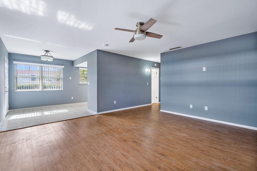 Photo of 2929 SE Ocean Boulevard #M10, Stuart, FL 34996 (MLS # RX-11095177)