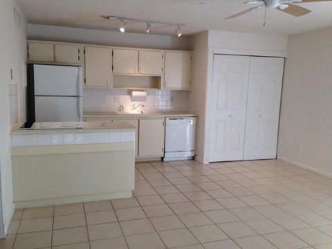 Photo of 643 Executive Center Drive #Q108, West Palm Beach, FL 33401 (MLS # RX-11129186)