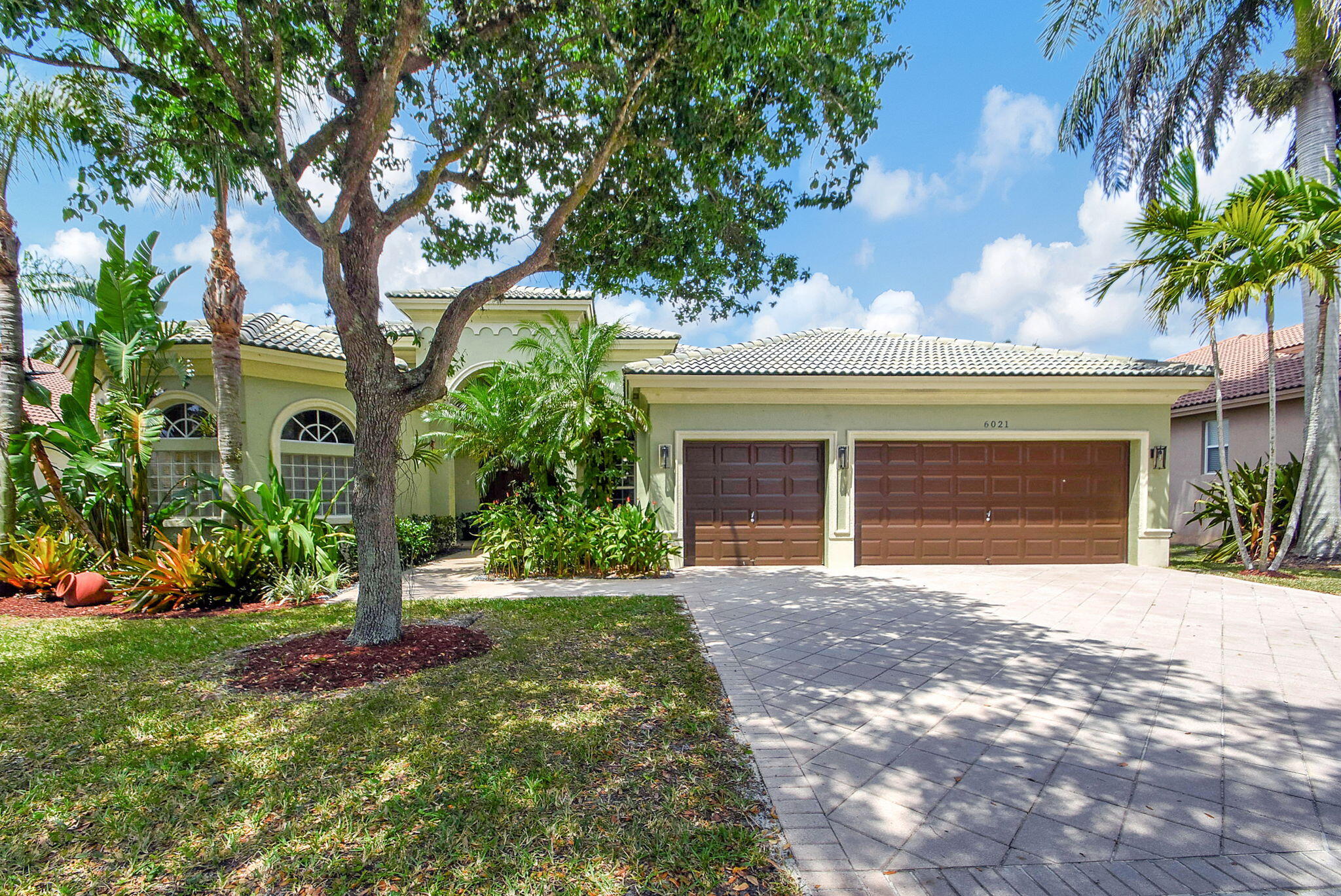 Property for Sale at 6021 Walnut Hill Drive, Lake Worth, Palm Beach County, Florida - Bedrooms: 4 
Bathrooms: 3  - $679,000