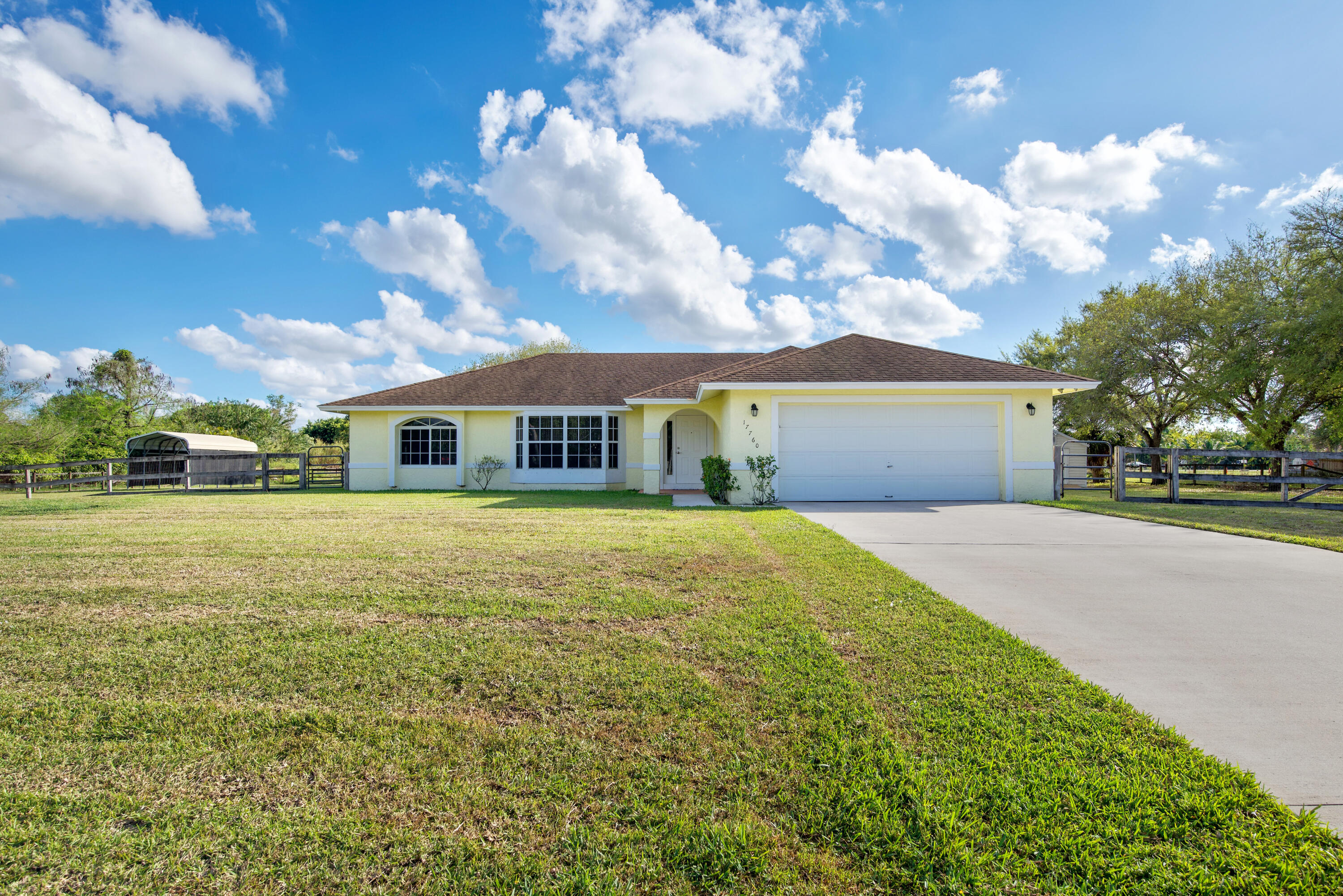 17760 38th North Road Road, Loxahatchee, Palm Beach County, Florida - 4 Bedrooms  
2 Bathrooms - 