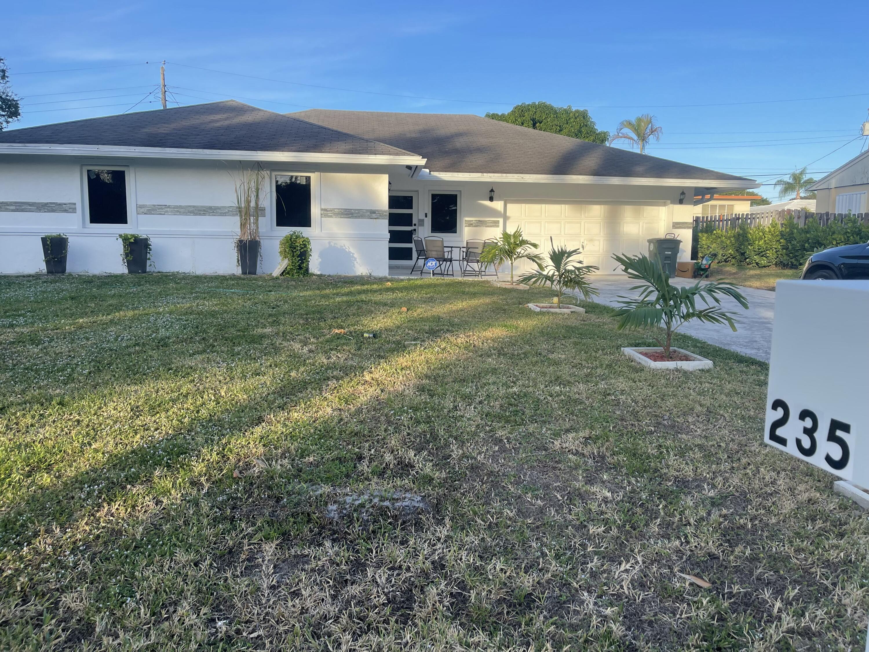 Property for Sale at 235 Nw 3rd Court, Boca Raton, Palm Beach County, Florida - Bedrooms: 4 
Bathrooms: 2.5  - $974,500