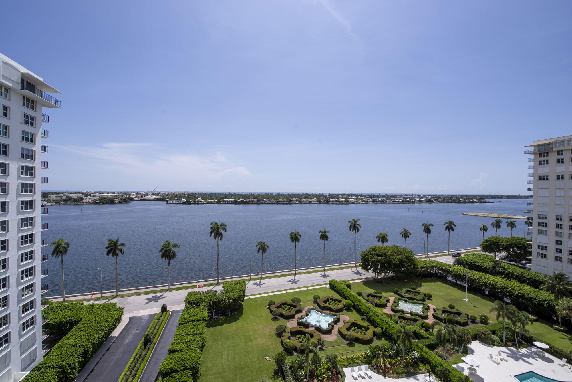 1701 S Flagler Drive 1207, West Palm Beach, Palm Beach County, Florida - 2 Bedrooms  
2 Bathrooms - 