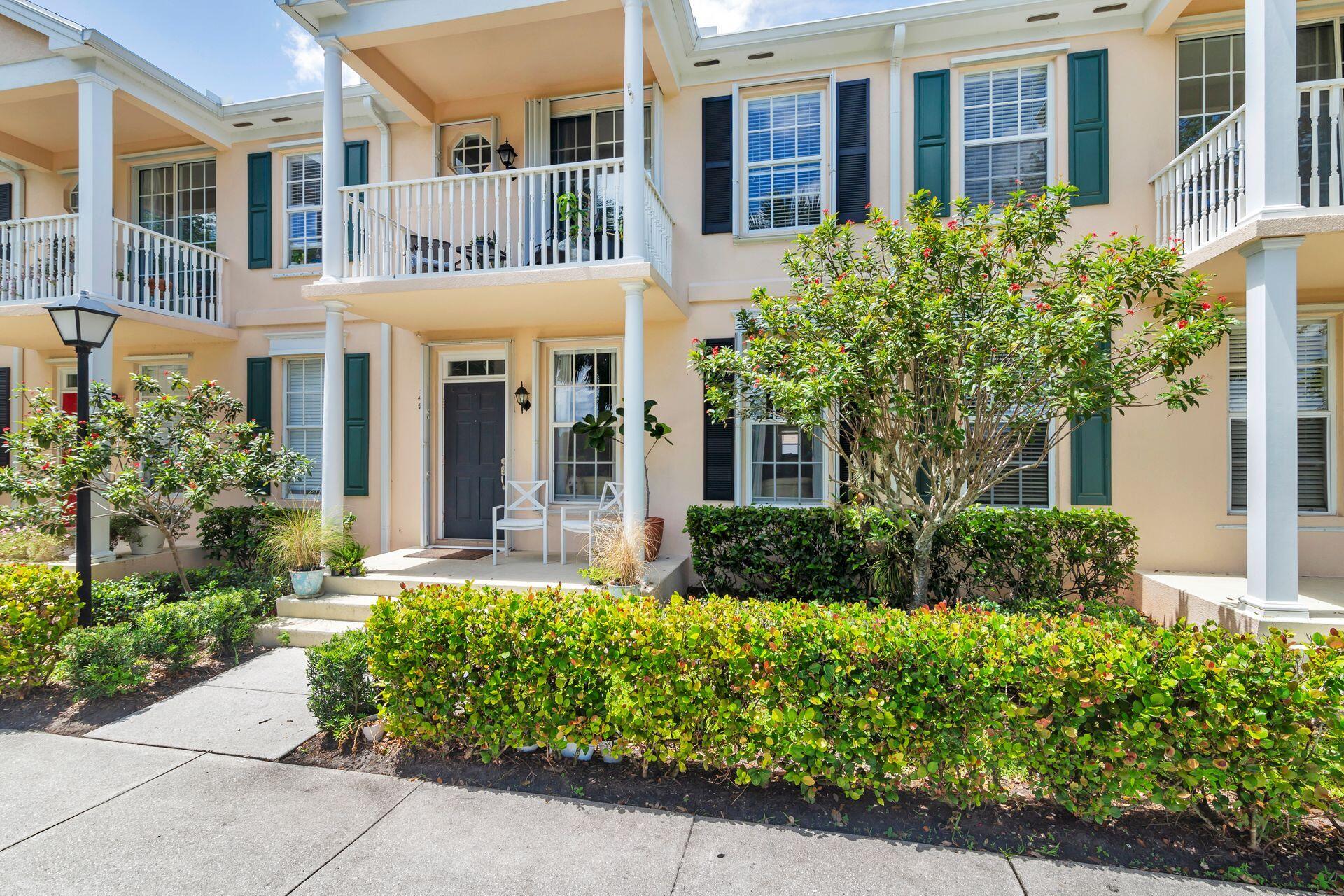 Photo 1 of 124 Ashley Court, Jupiter, Florida, $560,000, Web #: 11090585