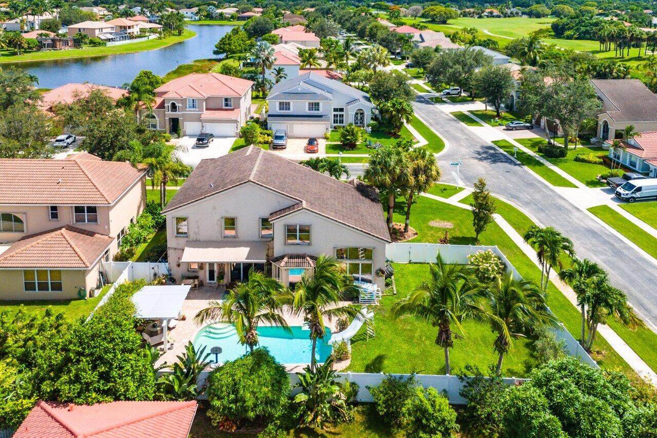 6152 Shadow Tree Lane, Lake Worth, Palm Beach County, Florida - 6 Bedrooms  
3 Bathrooms - 