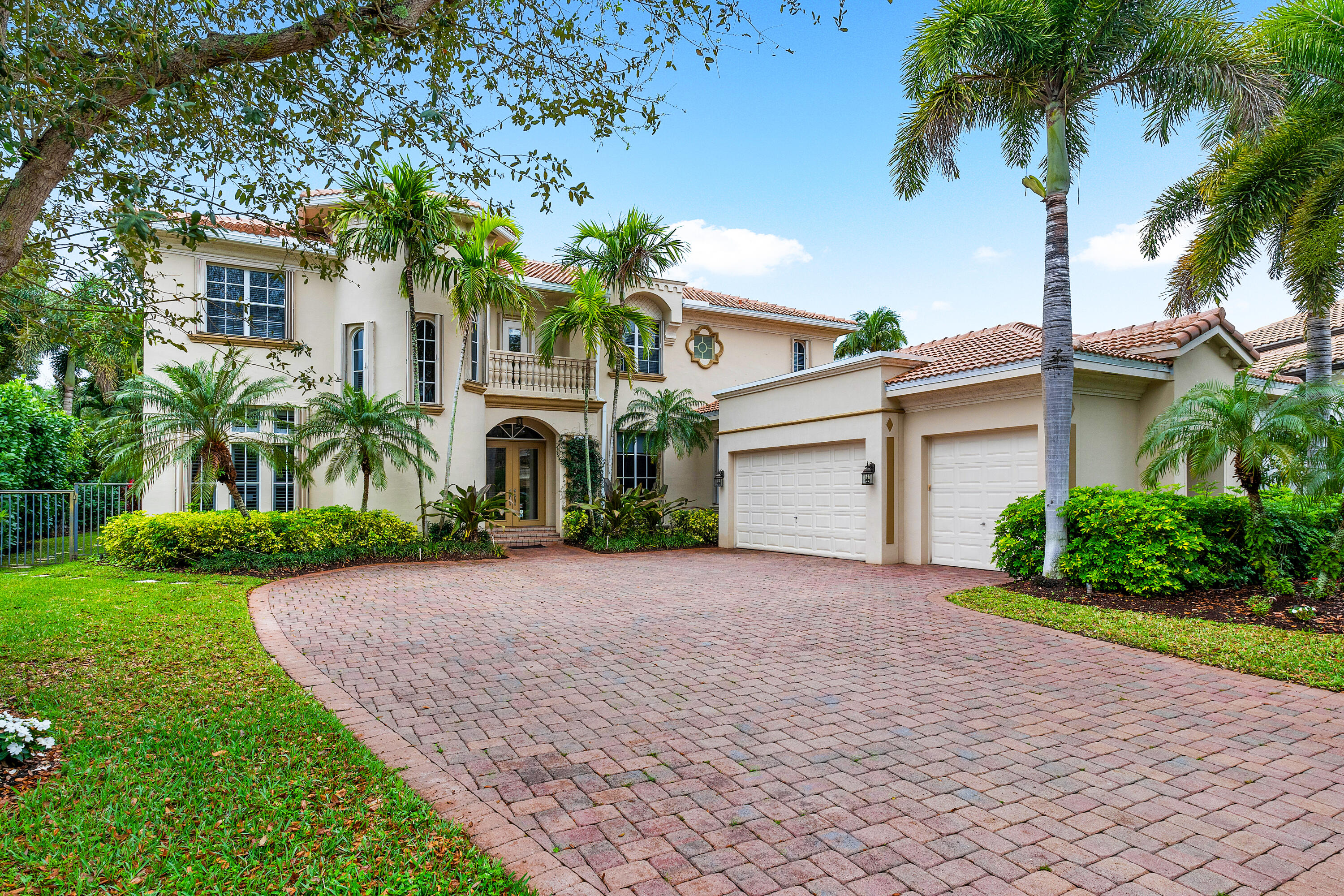 Property for Sale at 16415 Via Venetia, Delray Beach, Palm Beach County, Florida - Bedrooms: 5 
Bathrooms: 4.5  - $1,850,000