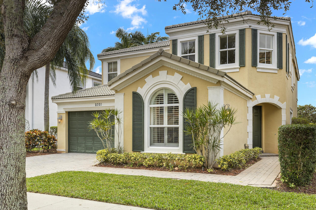 Property for Sale at 2321 Merriweather Way, Wellington, Palm Beach County, Florida - Bedrooms: 5 
Bathrooms: 4.5  - $1,150,000