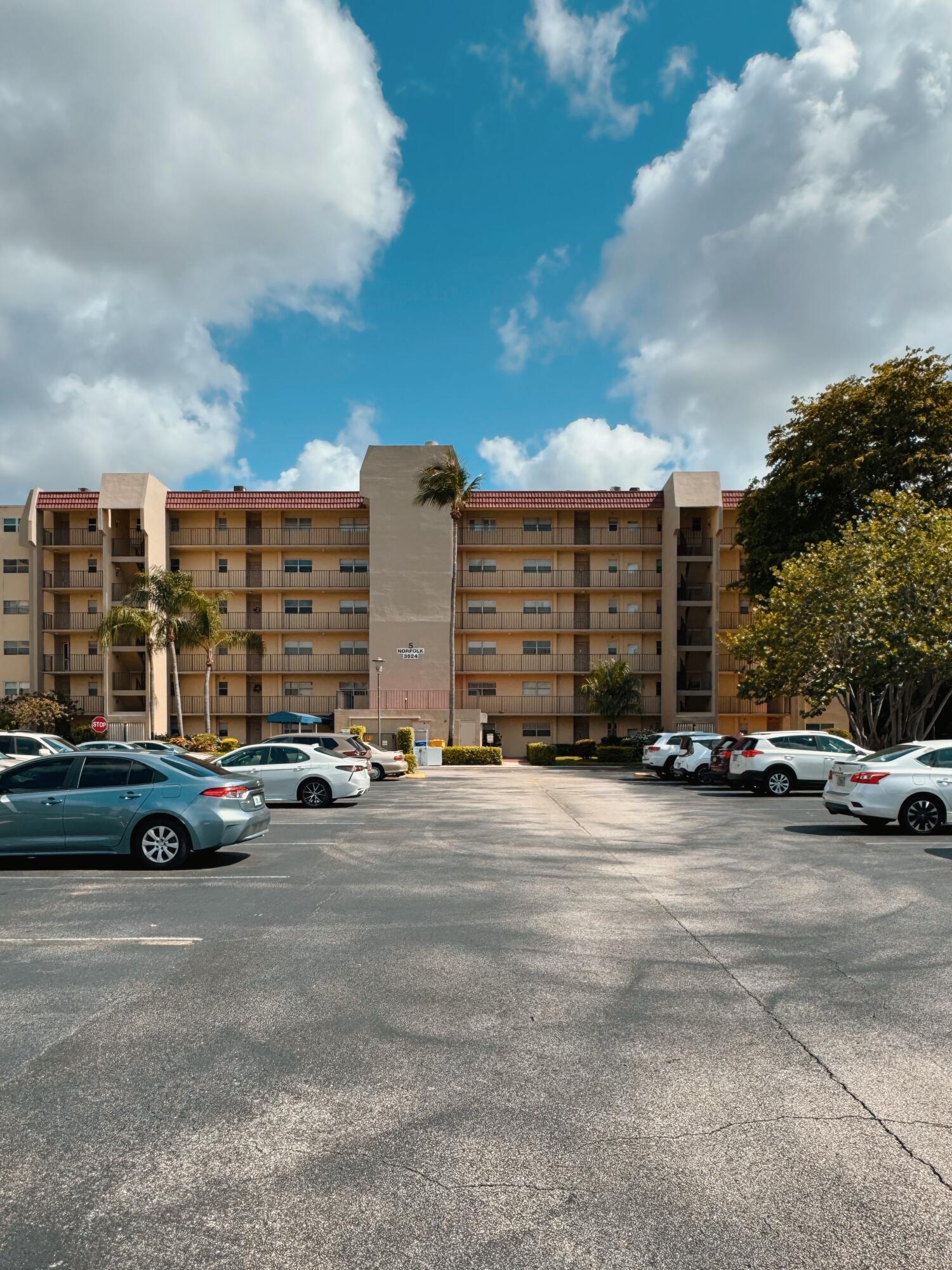Property for Sale at 3524 Via Poinciana 604, Greenacres, Palm Beach County, Florida - Bedrooms: 2 
Bathrooms: 2  - $170,000