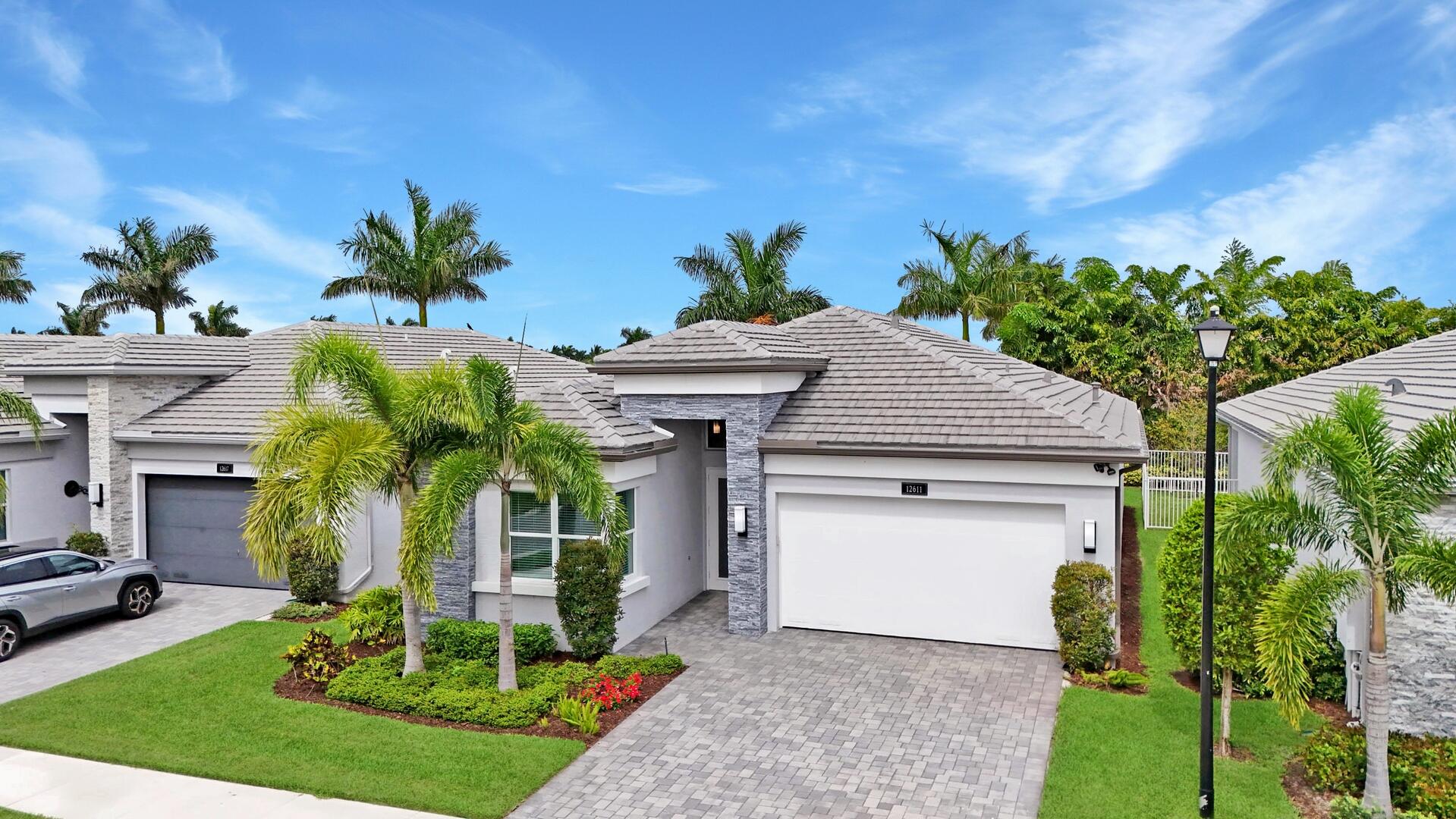 12611 Blue Seagrass Manor, Boynton Beach, Palm Beach County, Florida - 2 Bedrooms  
2 Bathrooms - 