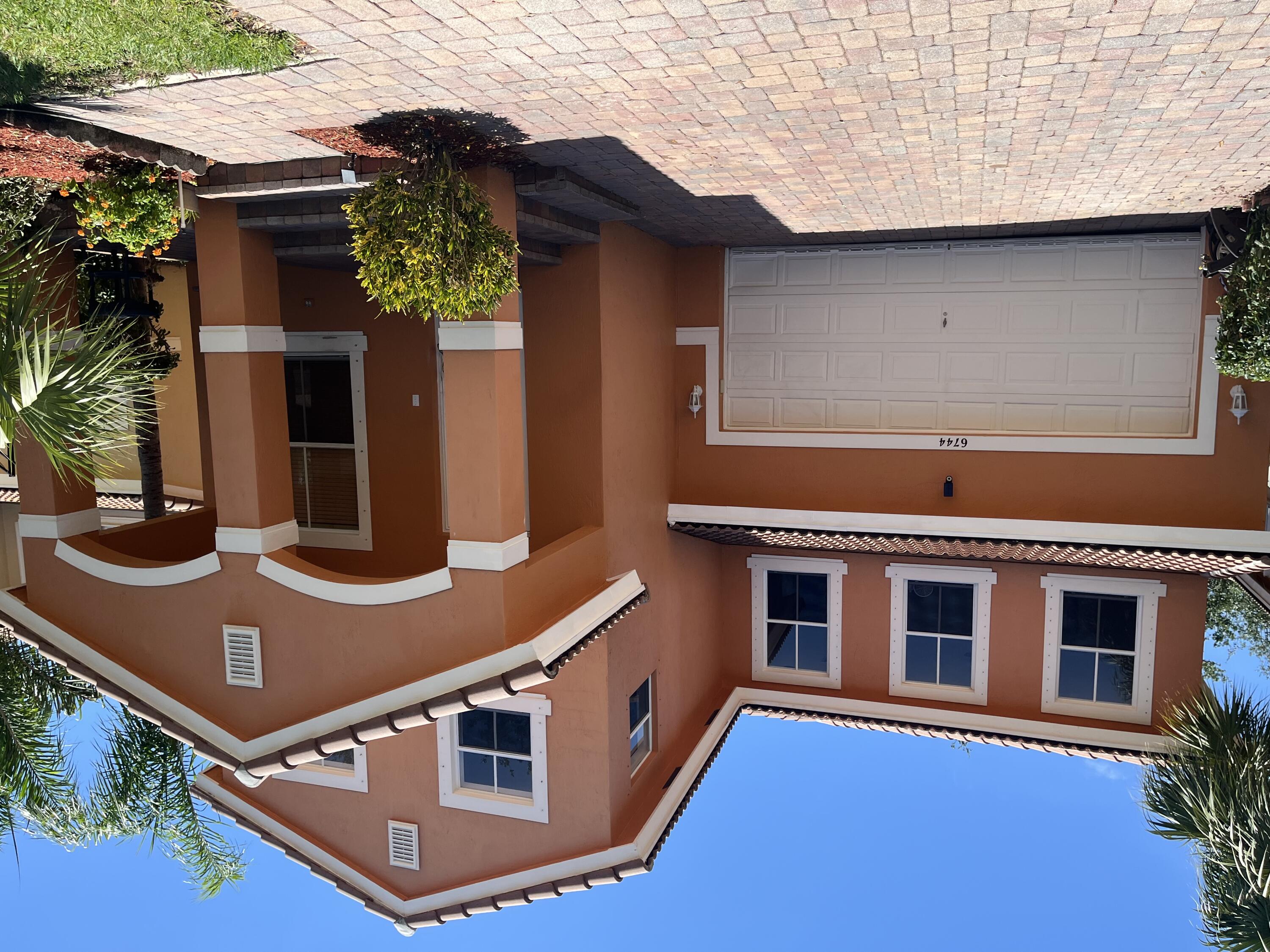 Property for Sale at 6744 Lurais Drive, Lake Worth, Palm Beach County, Florida - Bedrooms: 5 
Bathrooms: 3.5  - $599,000