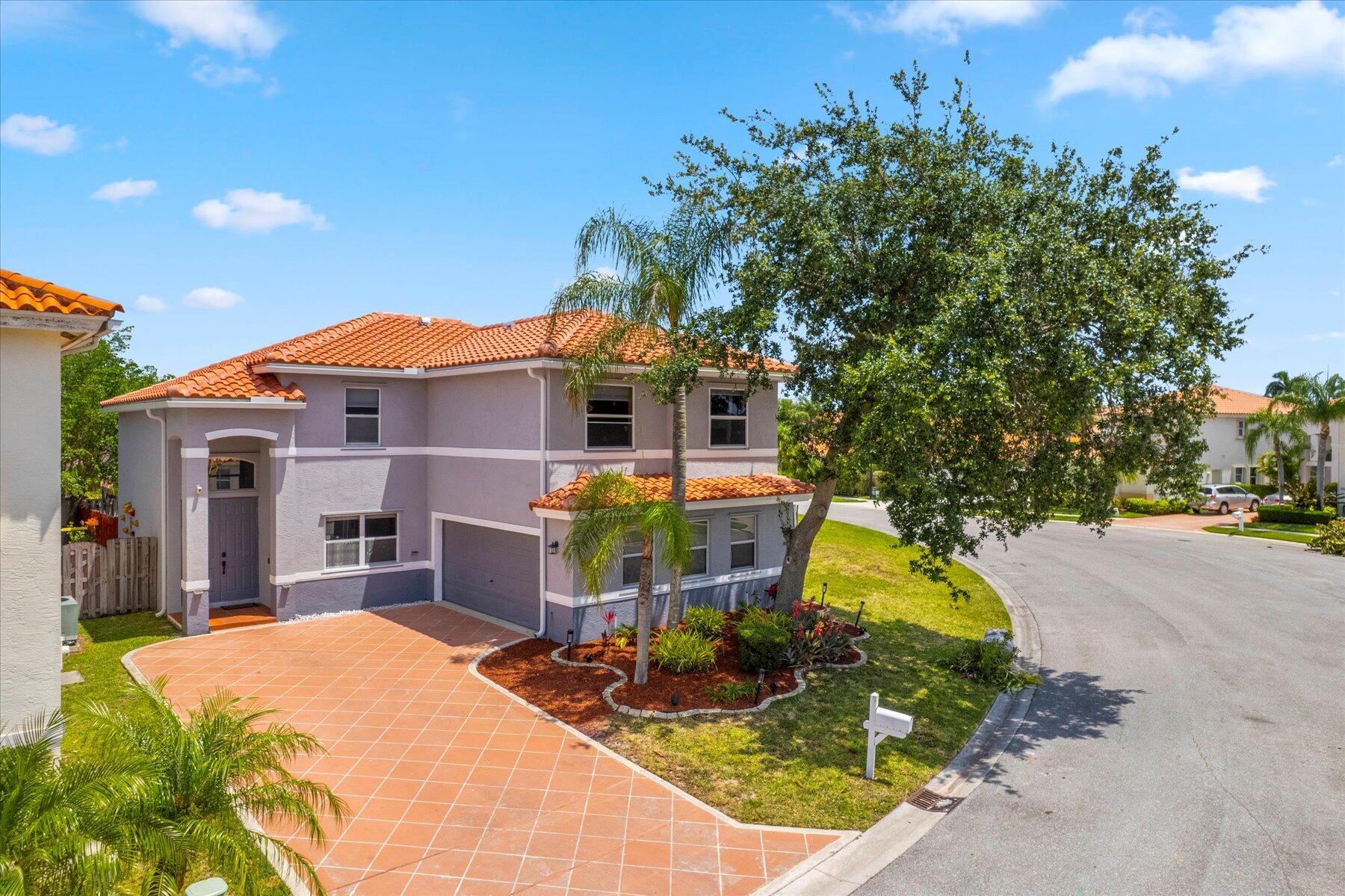 7367 Zurich Circle, Lake Worth, Palm Beach County, Florida - 4 Bedrooms  
2.5 Bathrooms - 